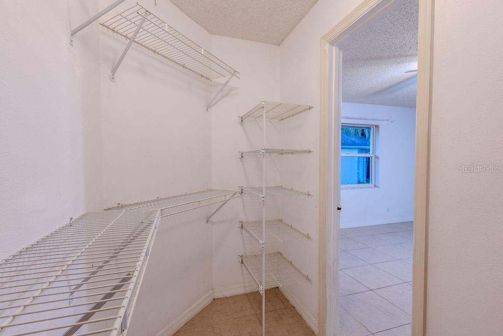 1570 S Biscayne Dr Property Photo 12