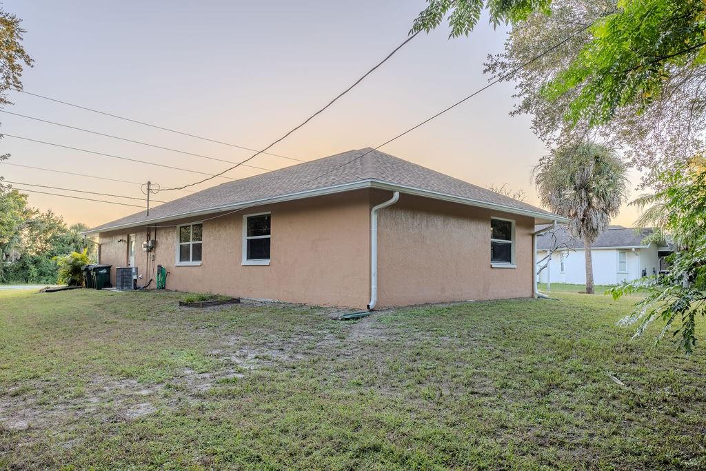1570 S Biscayne Dr Property Photo 27