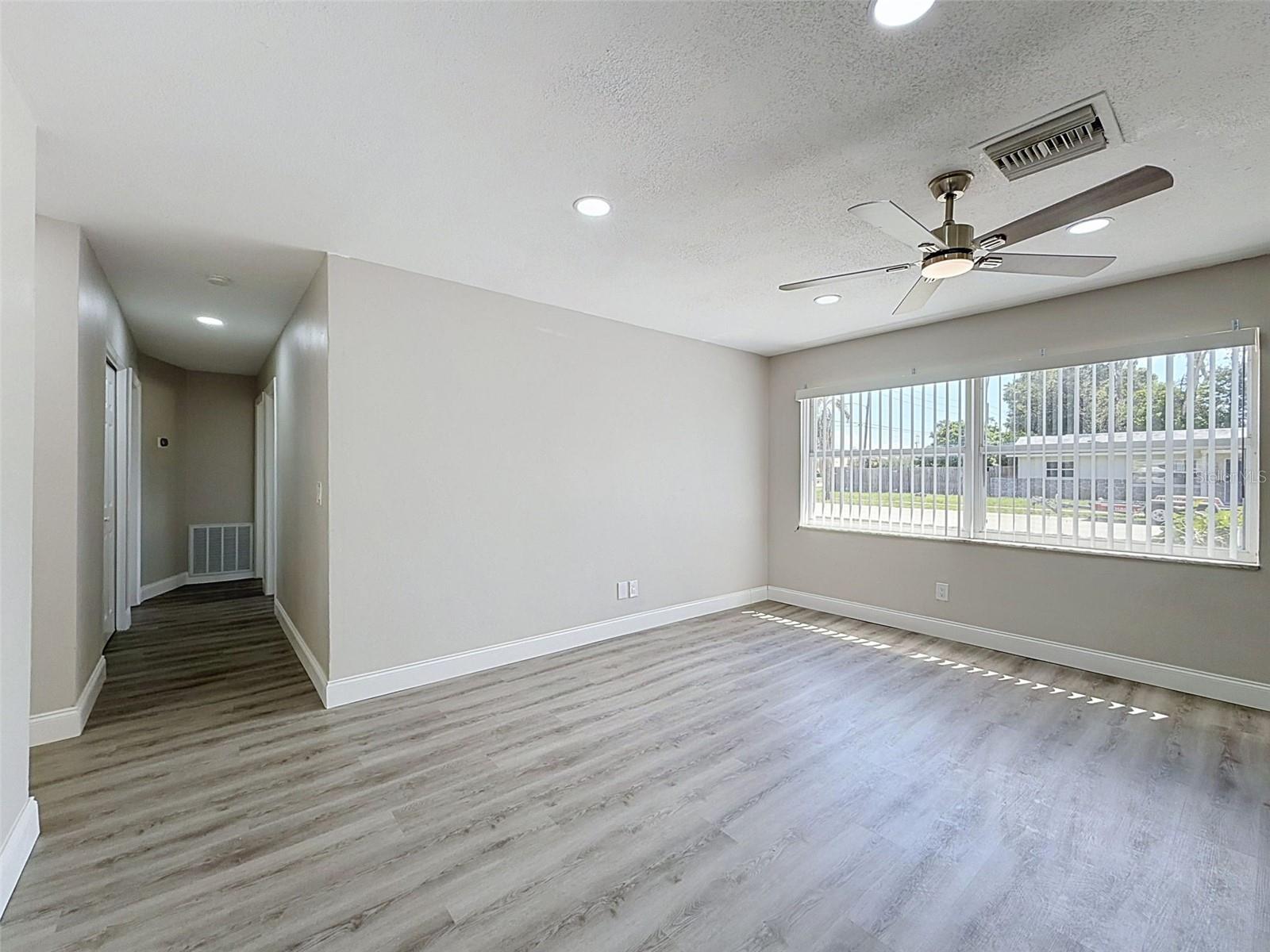 14998 Mockingbird Ln Property Photo 4