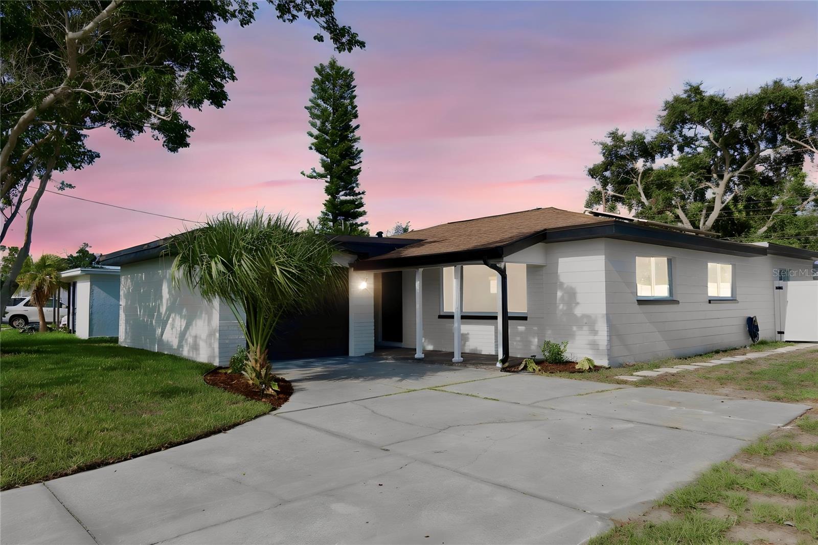 5671 Orange Rd Property Photo 1