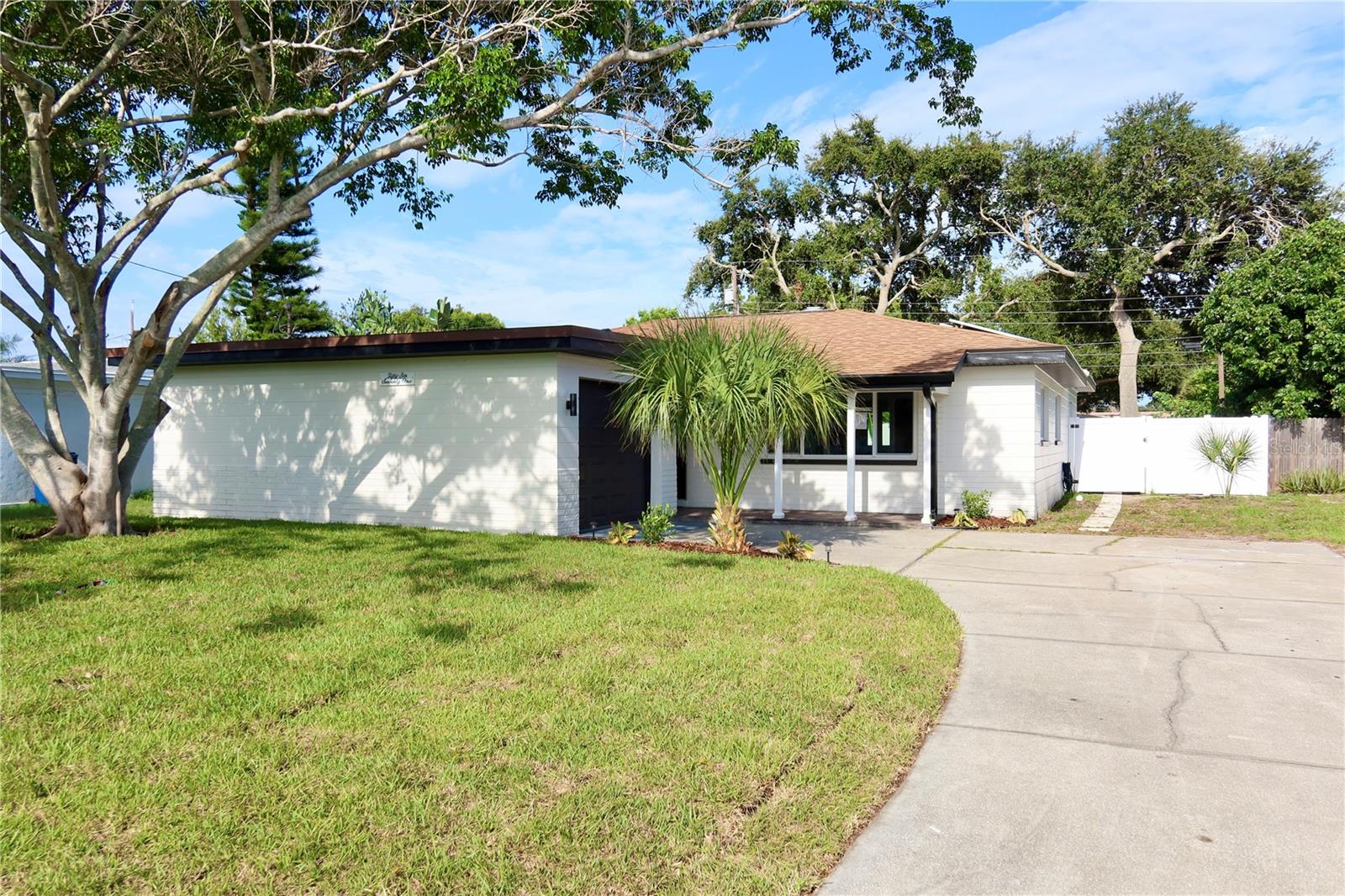 5671 Orange Rd Property Photo 2