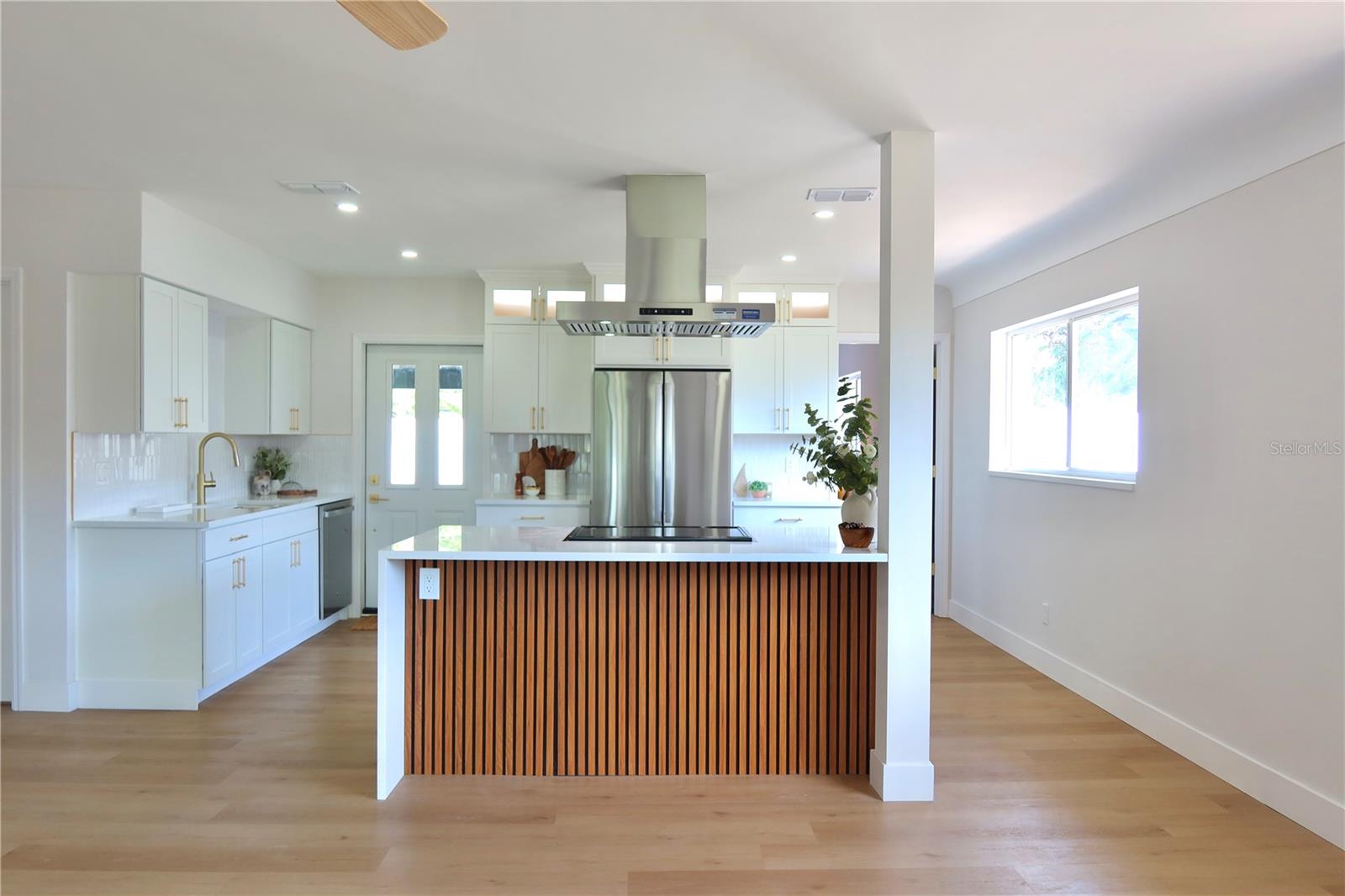 5671 Orange Rd Property Photo 6