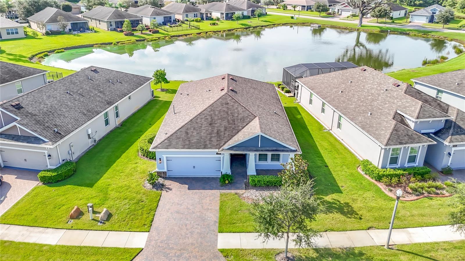 5252 Cappleman Loop Property Photo 3