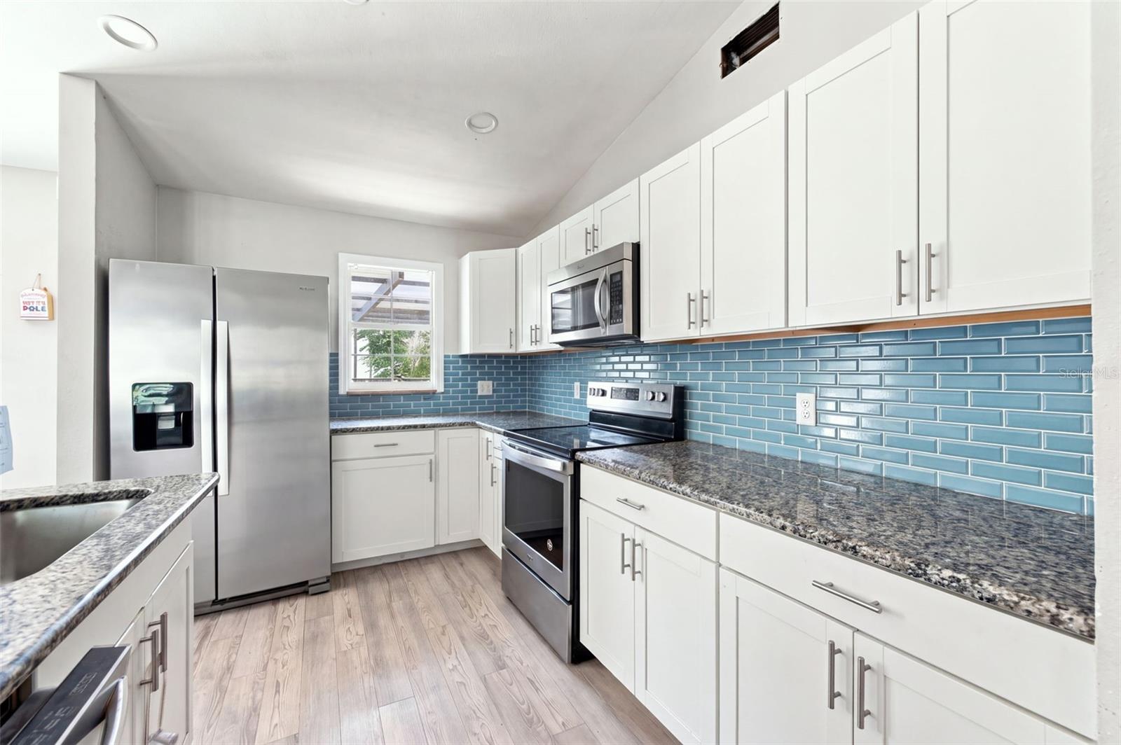 10480 Clarion St Property Photo 8
