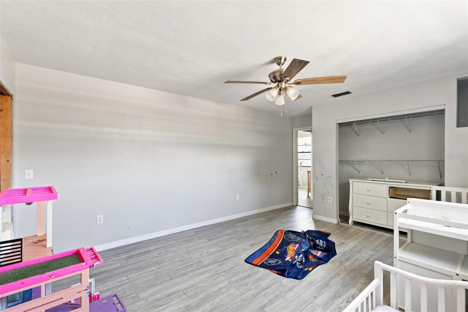 10480 Clarion St Property Photo 16