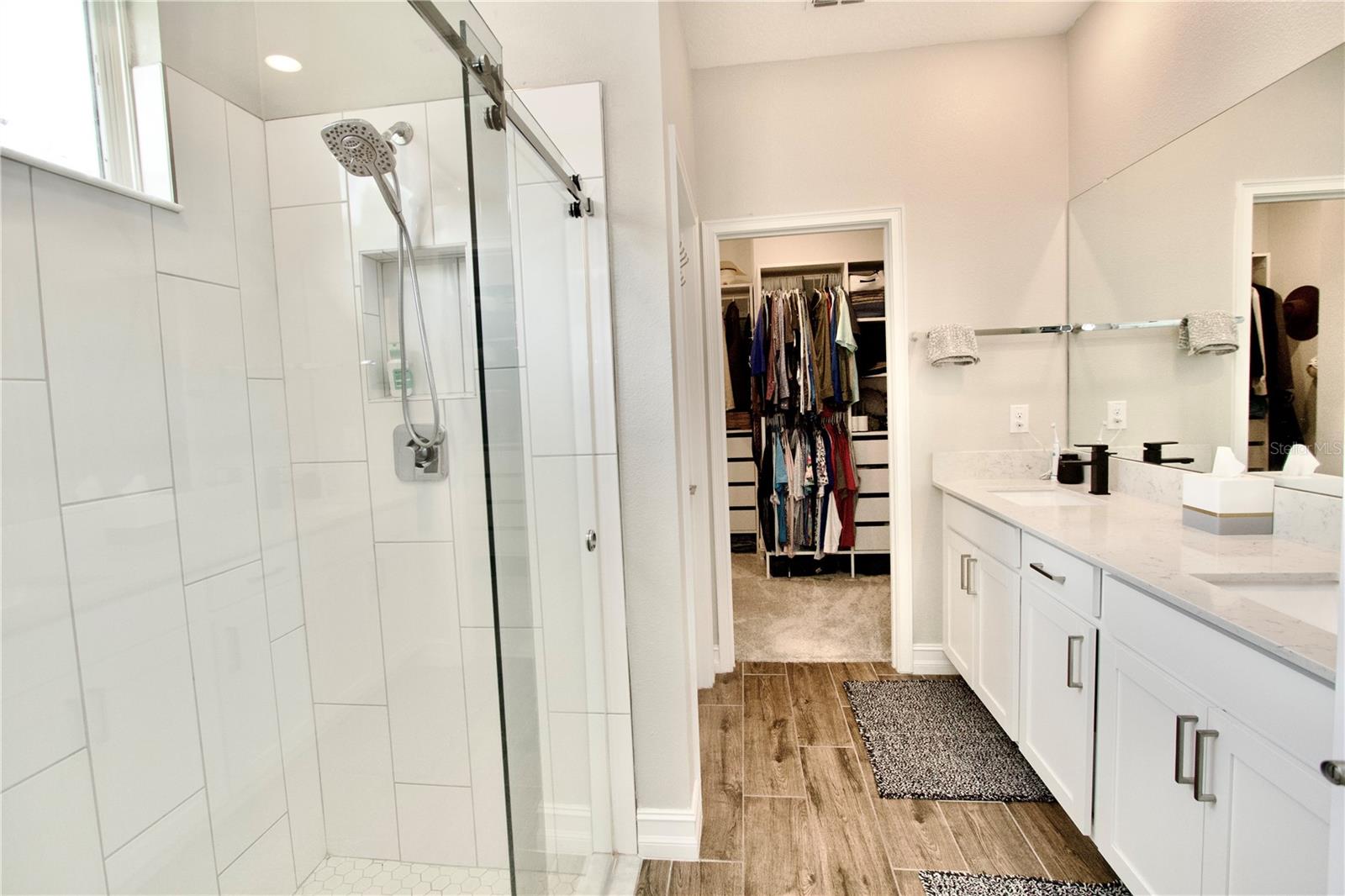 9723 Coneflower Ct Property Photo 21