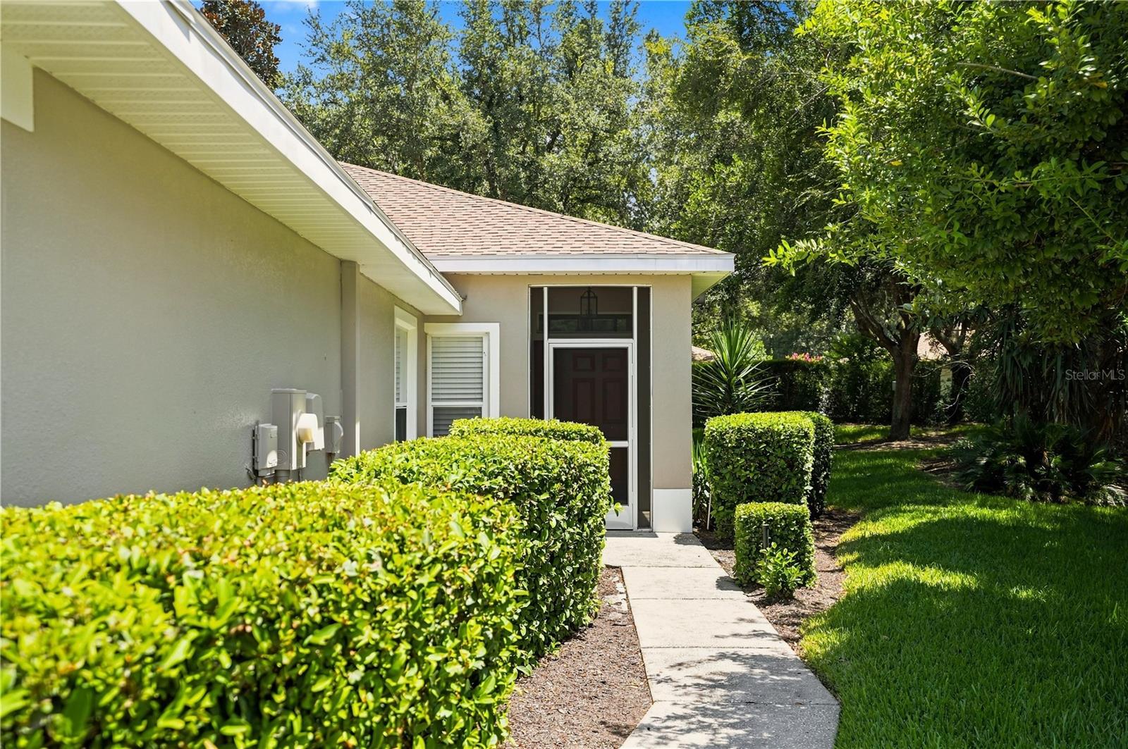 4228 Silver Star Dr Property Photo 4