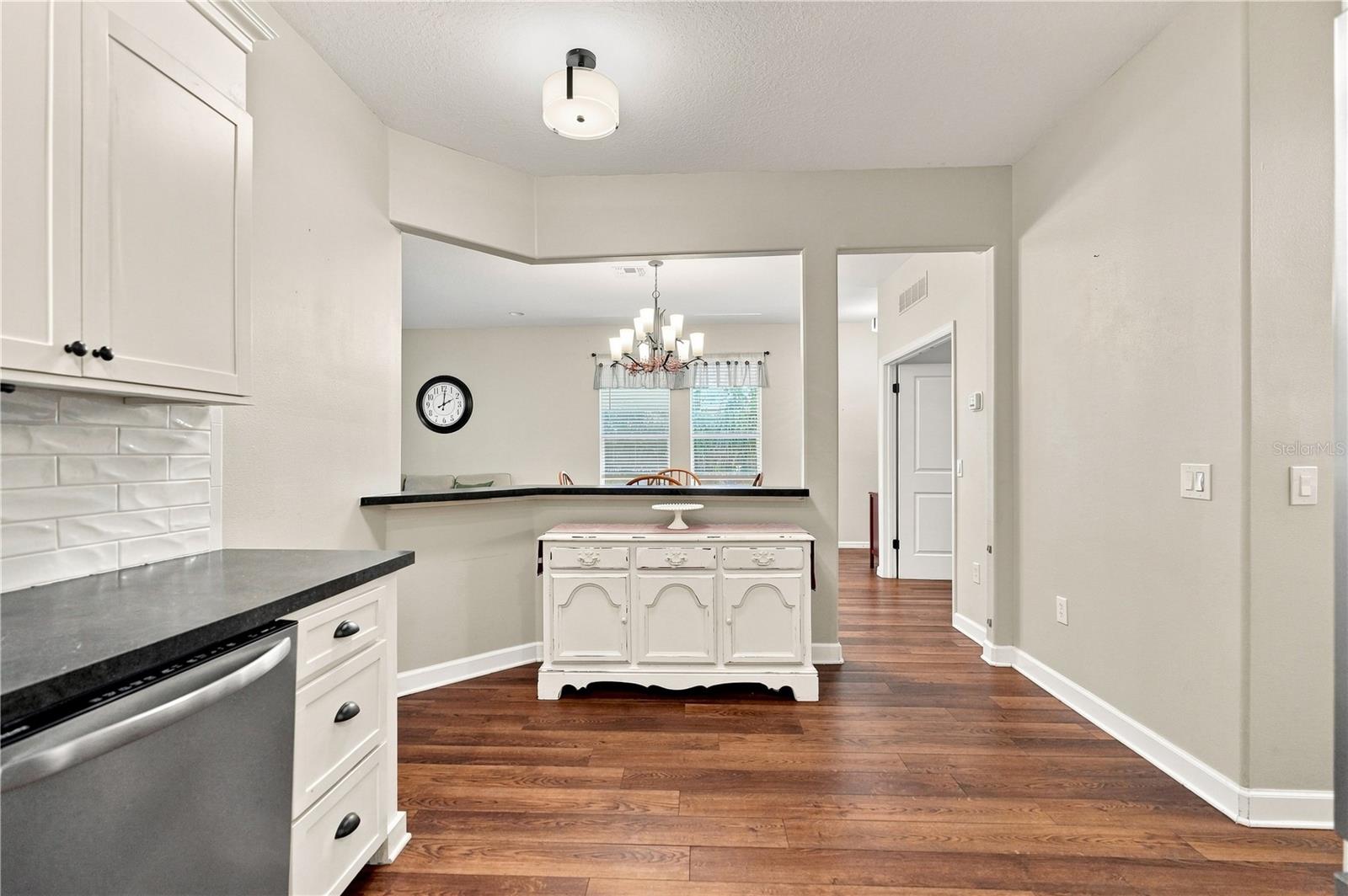 4228 Silver Star Dr Property Photo 15