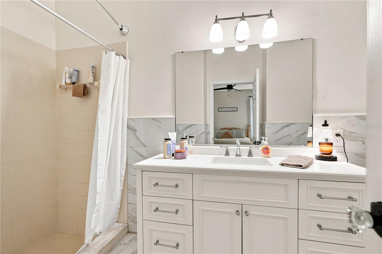 4228 Silver Star Dr Property Photo 18