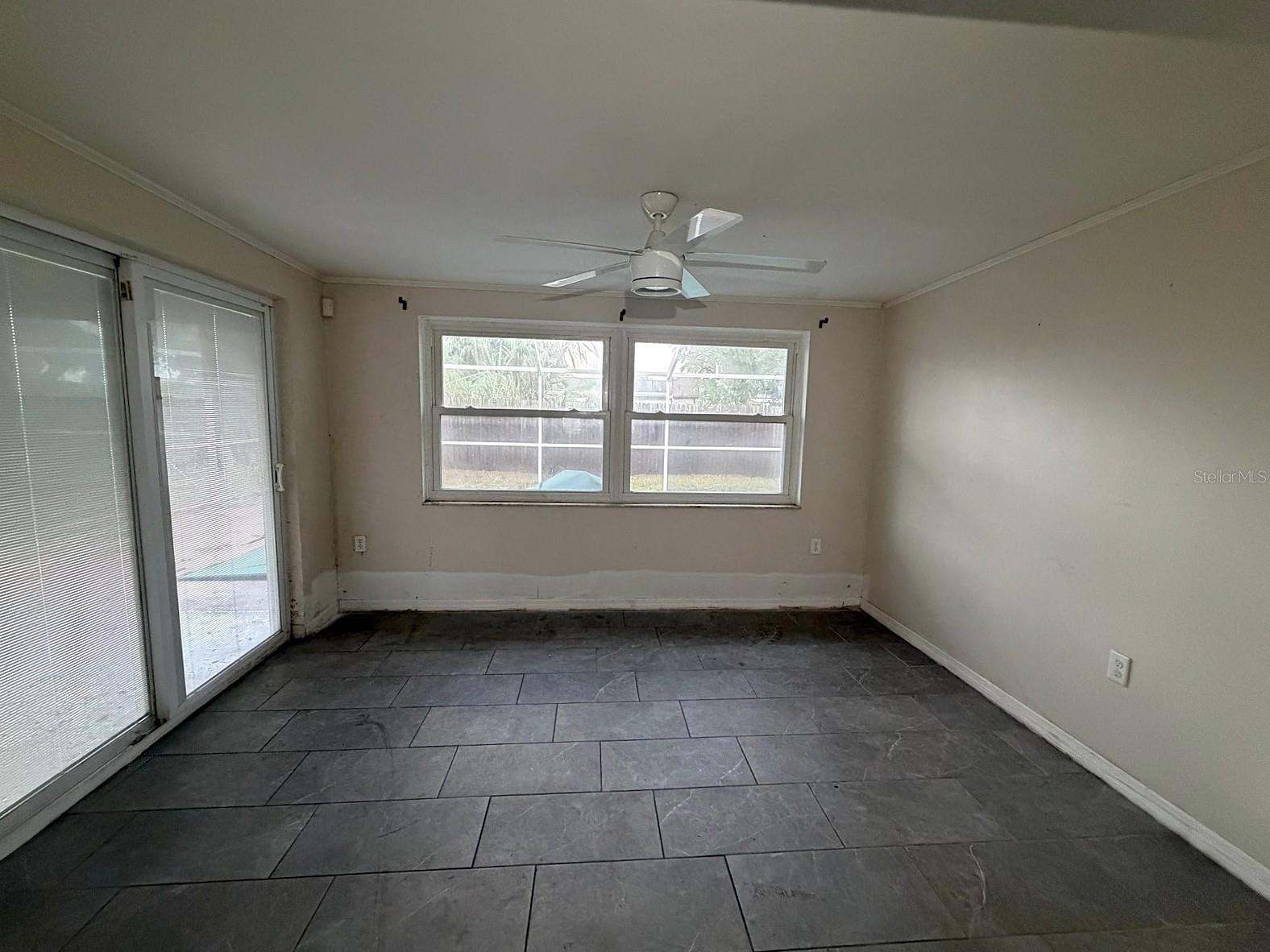3221 Roxbury Dr Property Photo 13