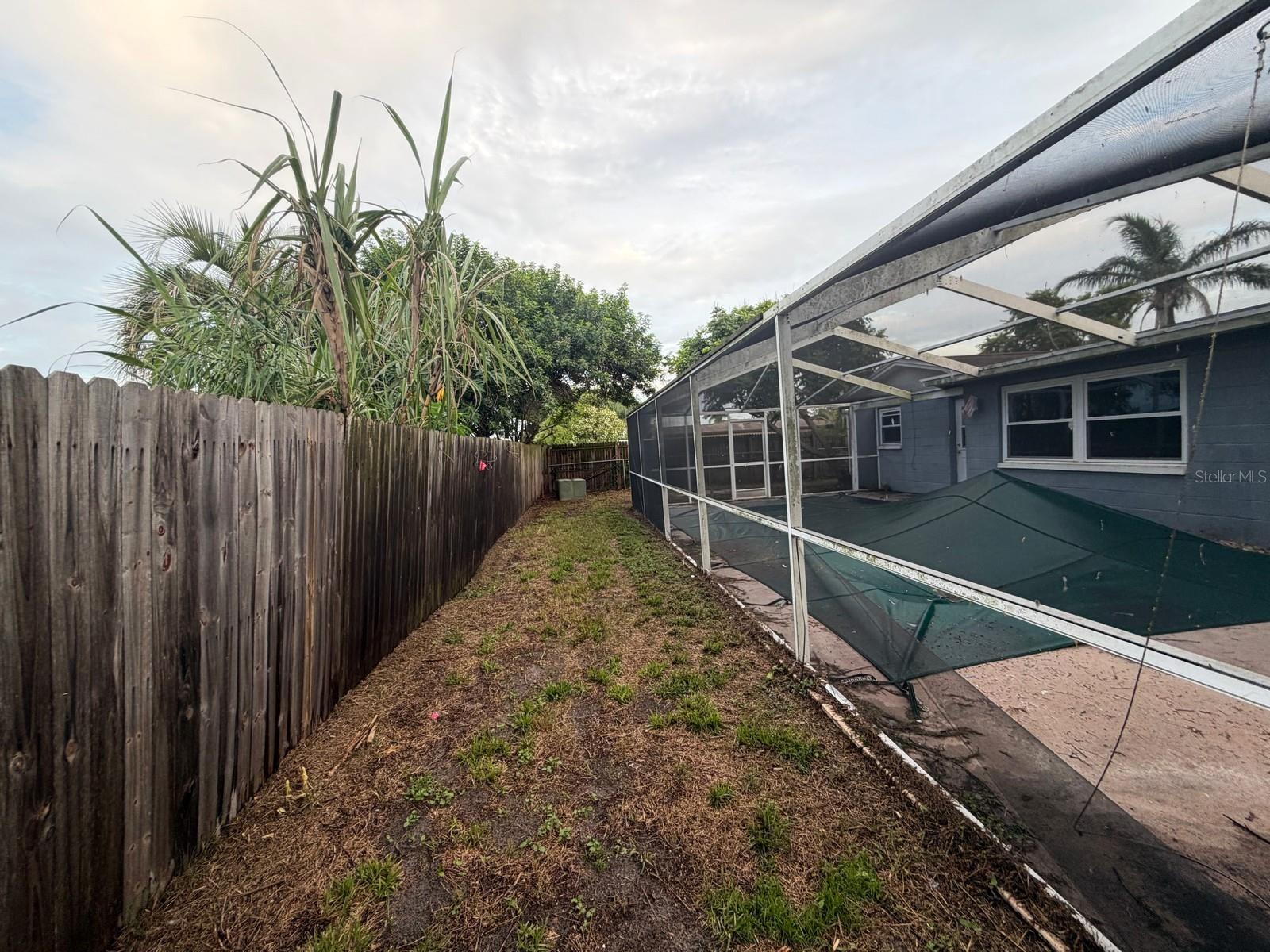 3221 Roxbury Dr Property Photo 22