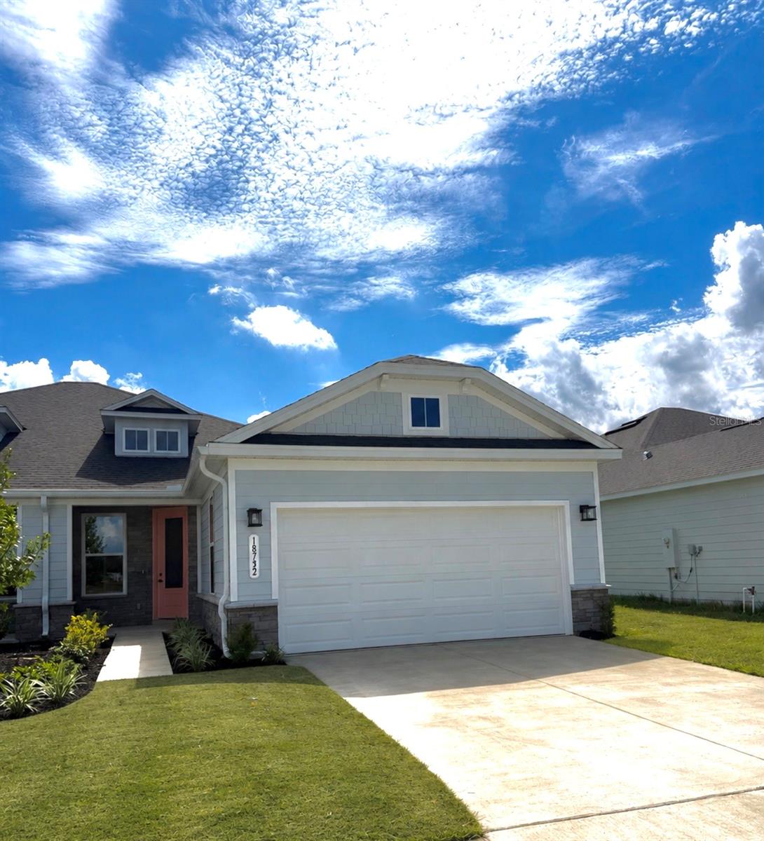 18732 Highland Dew St Property Photo 1
