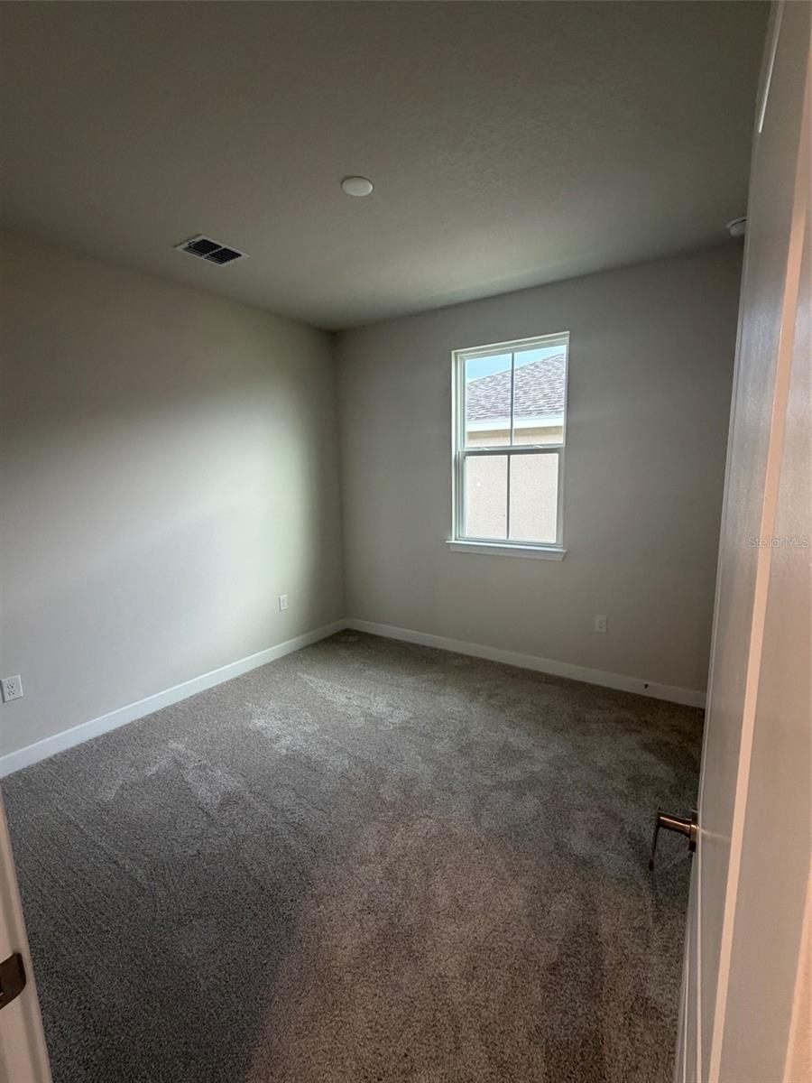 18716 Highland Dew St Property Photo 11