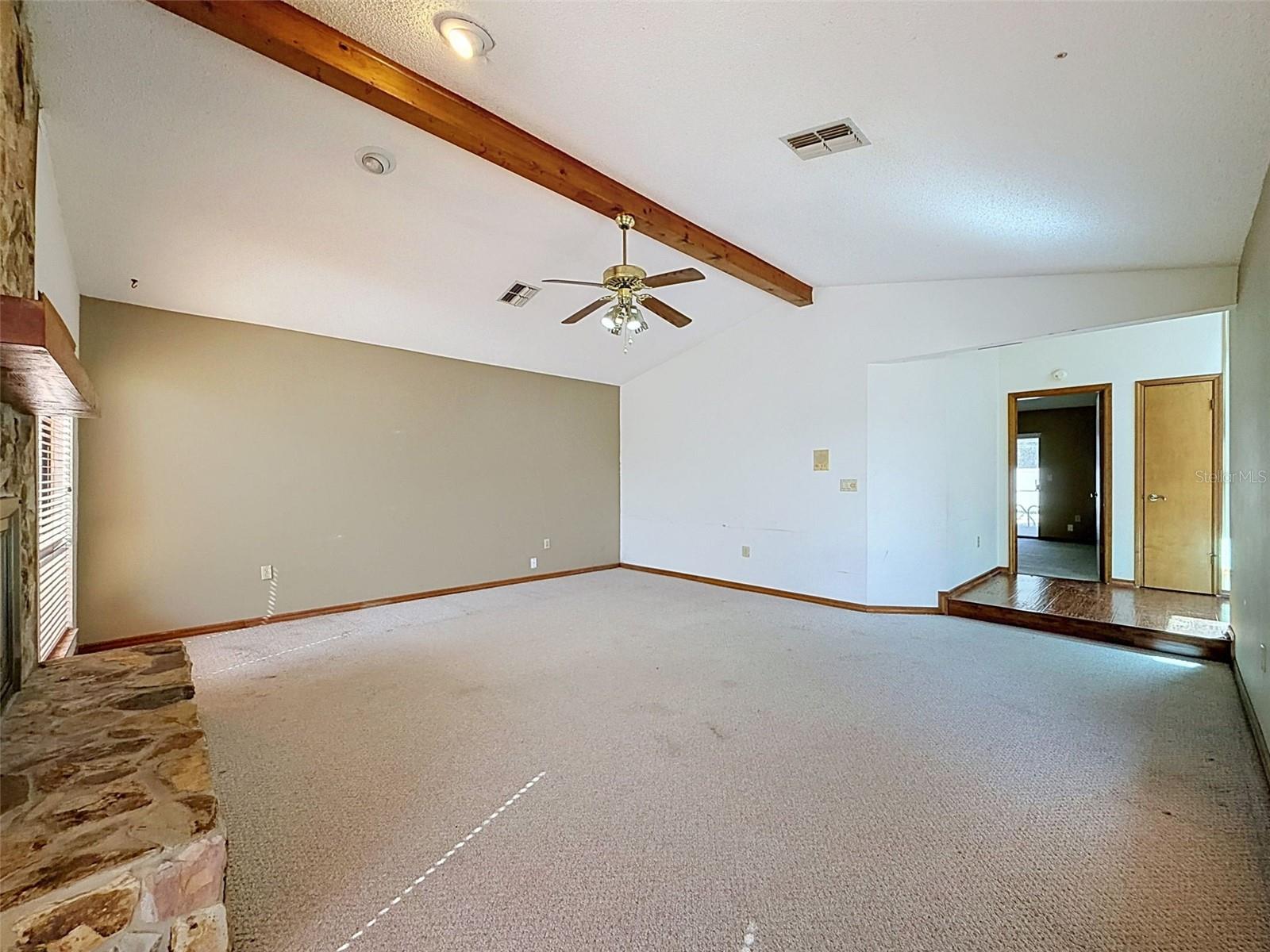 13241 Hillwood Cir Property Photo 6