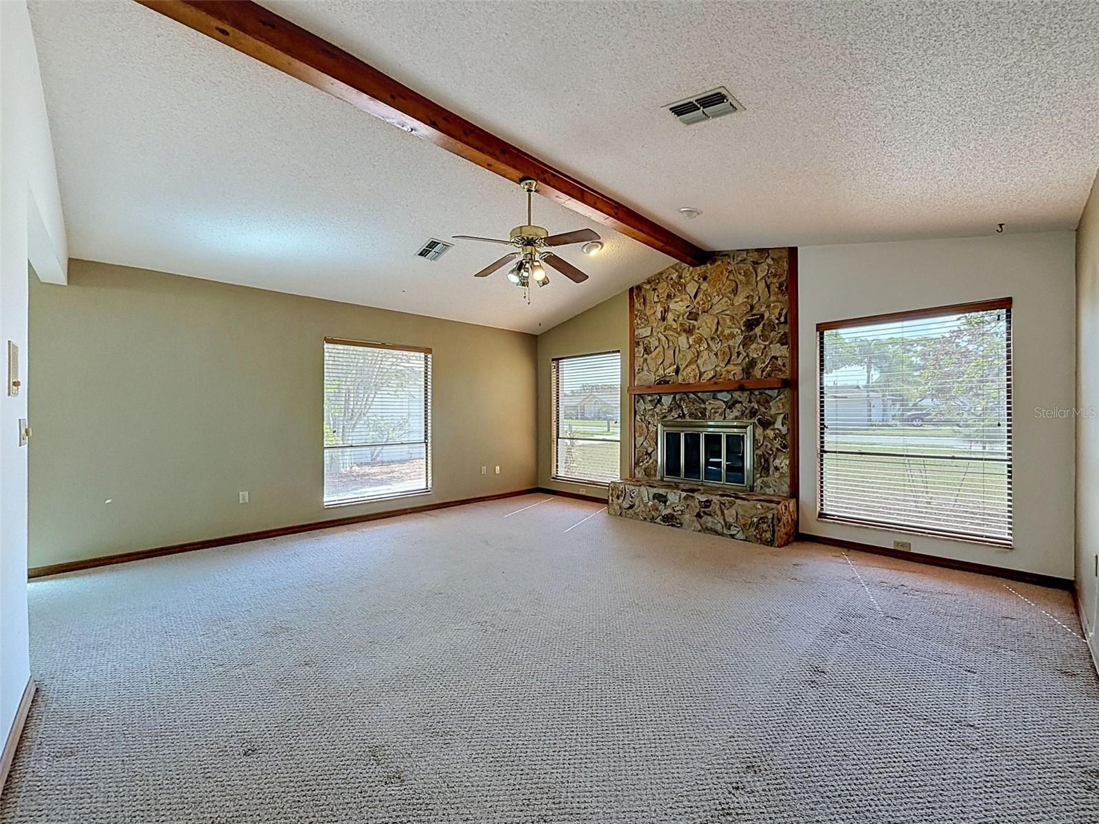 13241 Hillwood Cir Property Photo 7