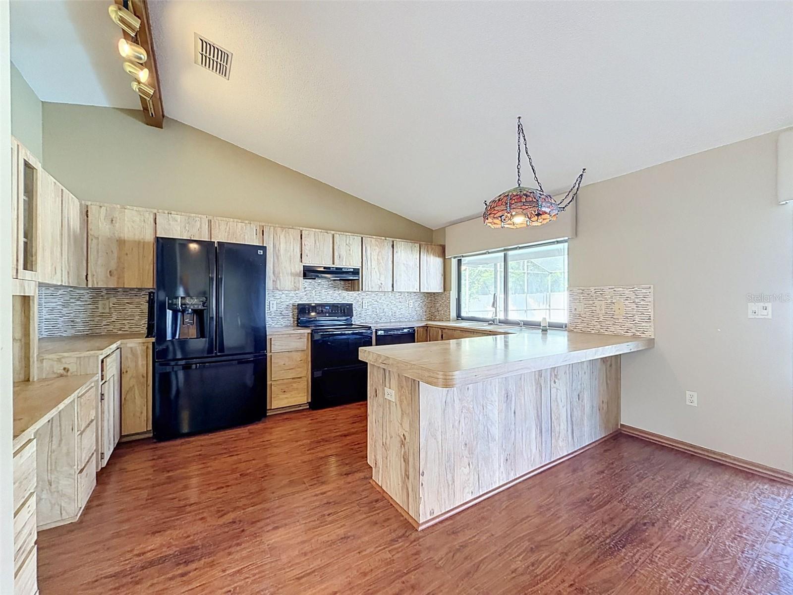 13241 Hillwood Cir Property Photo 8