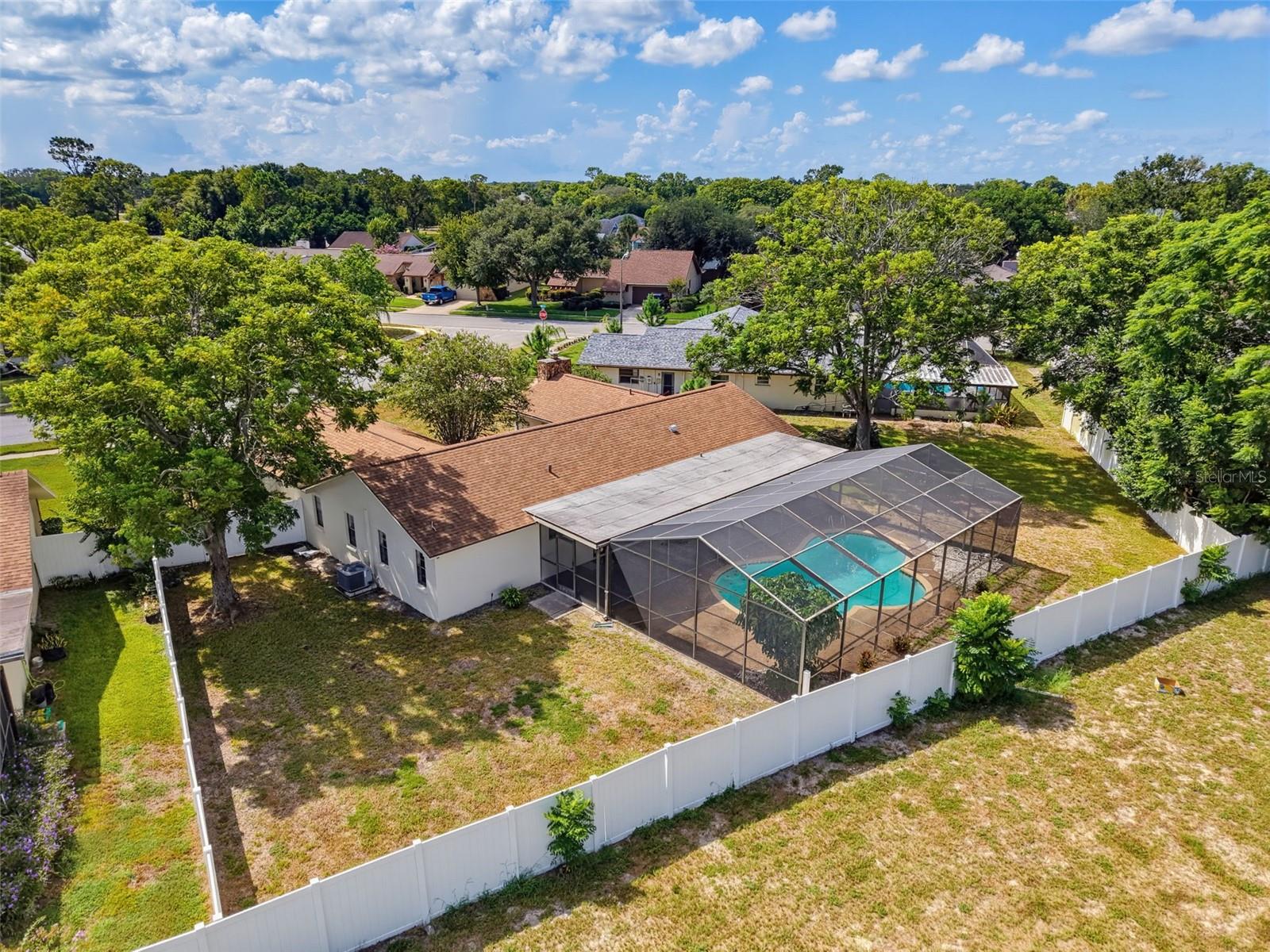 13241 Hillwood Cir Property Photo 39