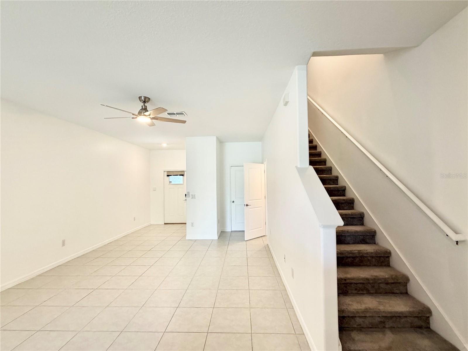 2578 Charlan Ct Property Photo 18