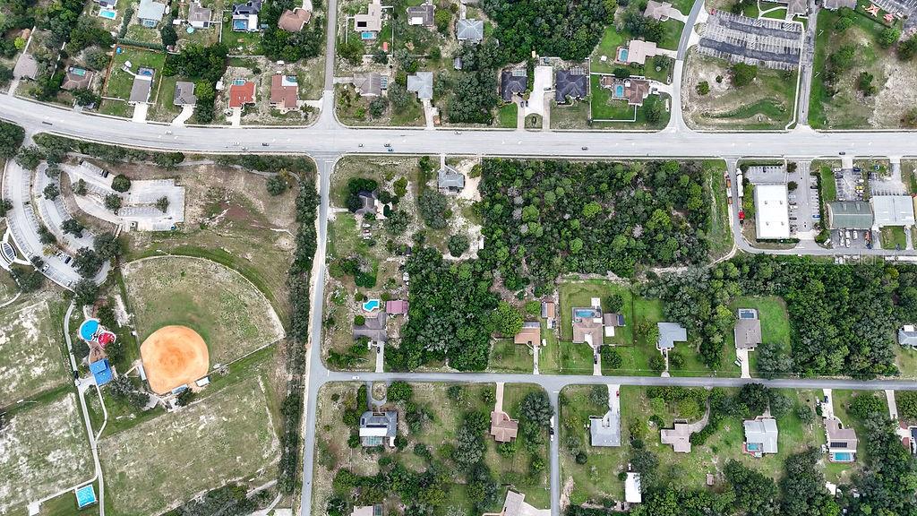 12365 Barrow St Property Photo 7