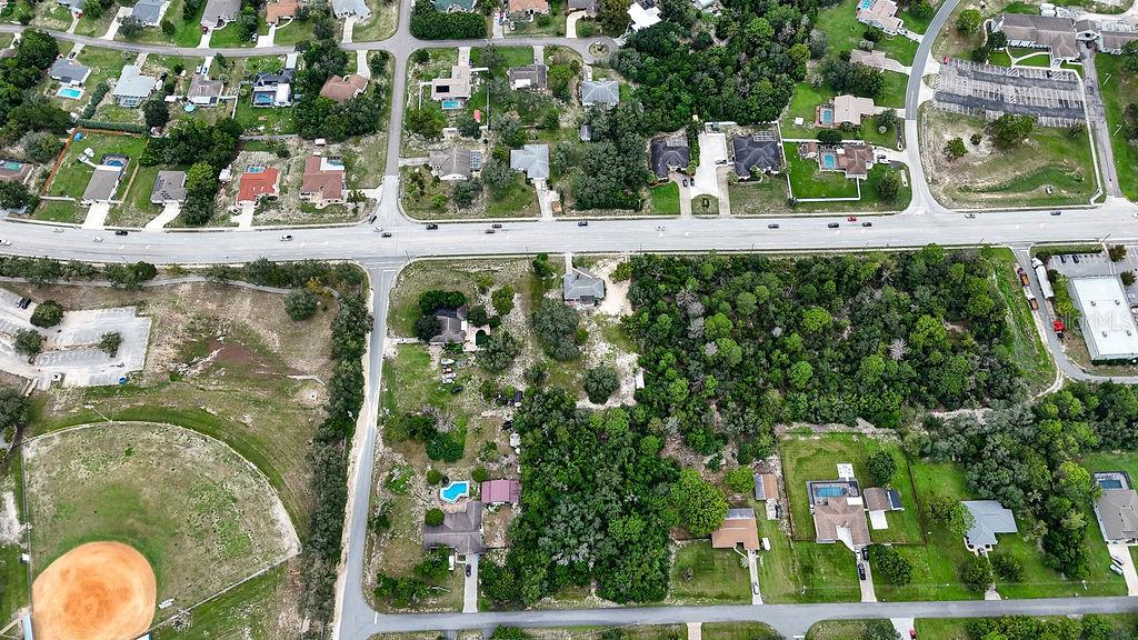 12365 Barrow St Property Photo 17