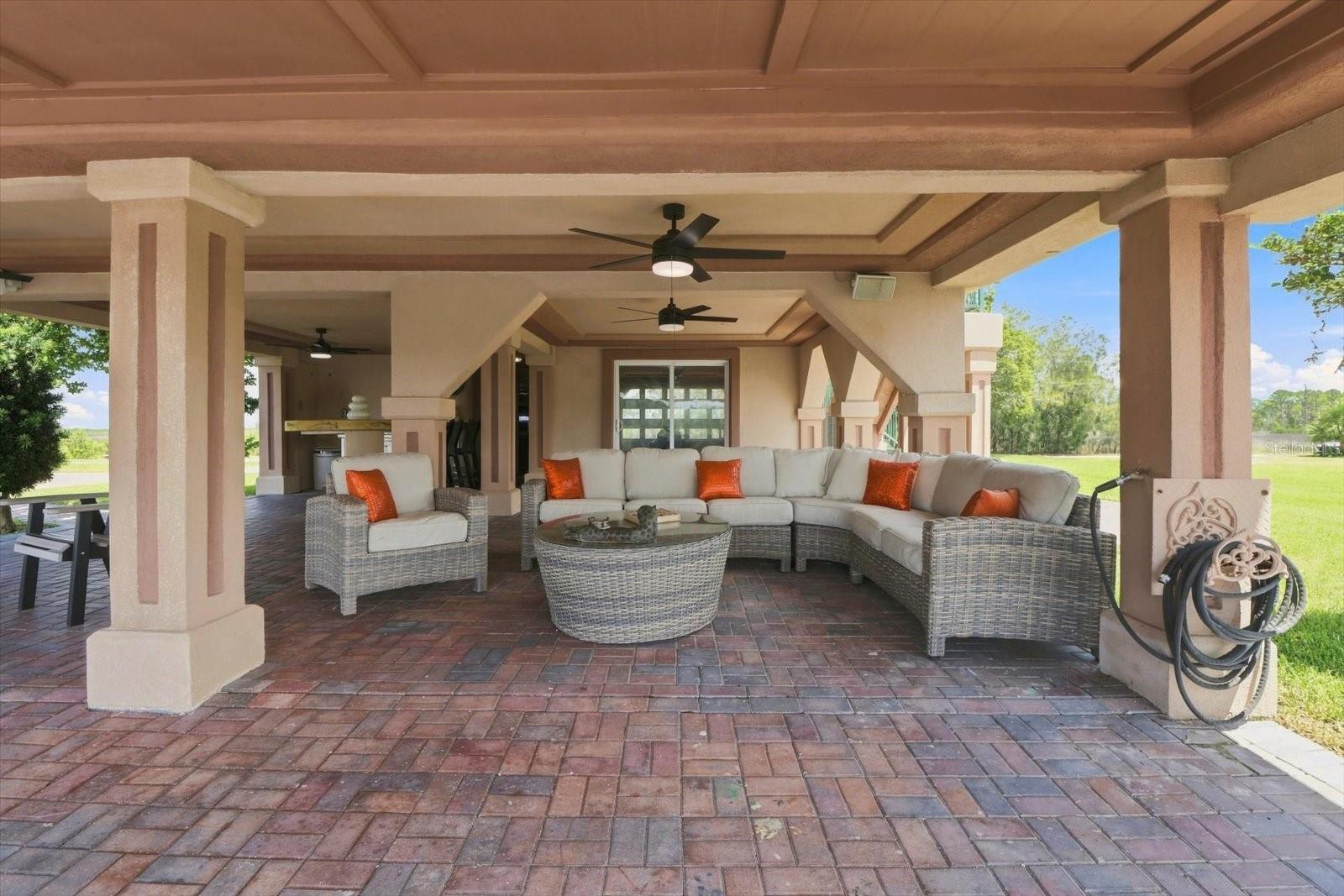 3198 Indian Gulf Ln Property Photo 43