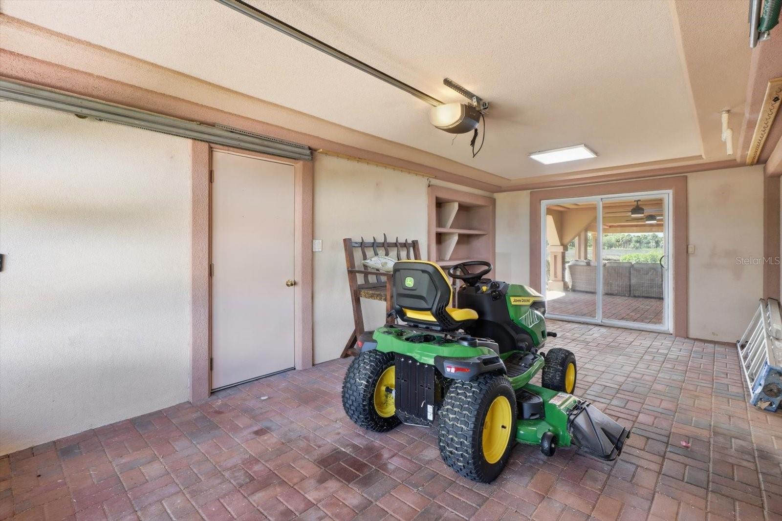 3198 Indian Gulf Ln Property Photo 51