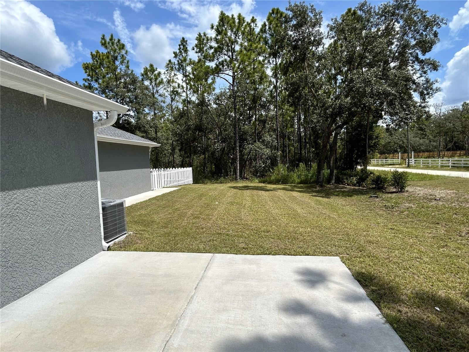 10361 Thrasher Ave Property Photo 8