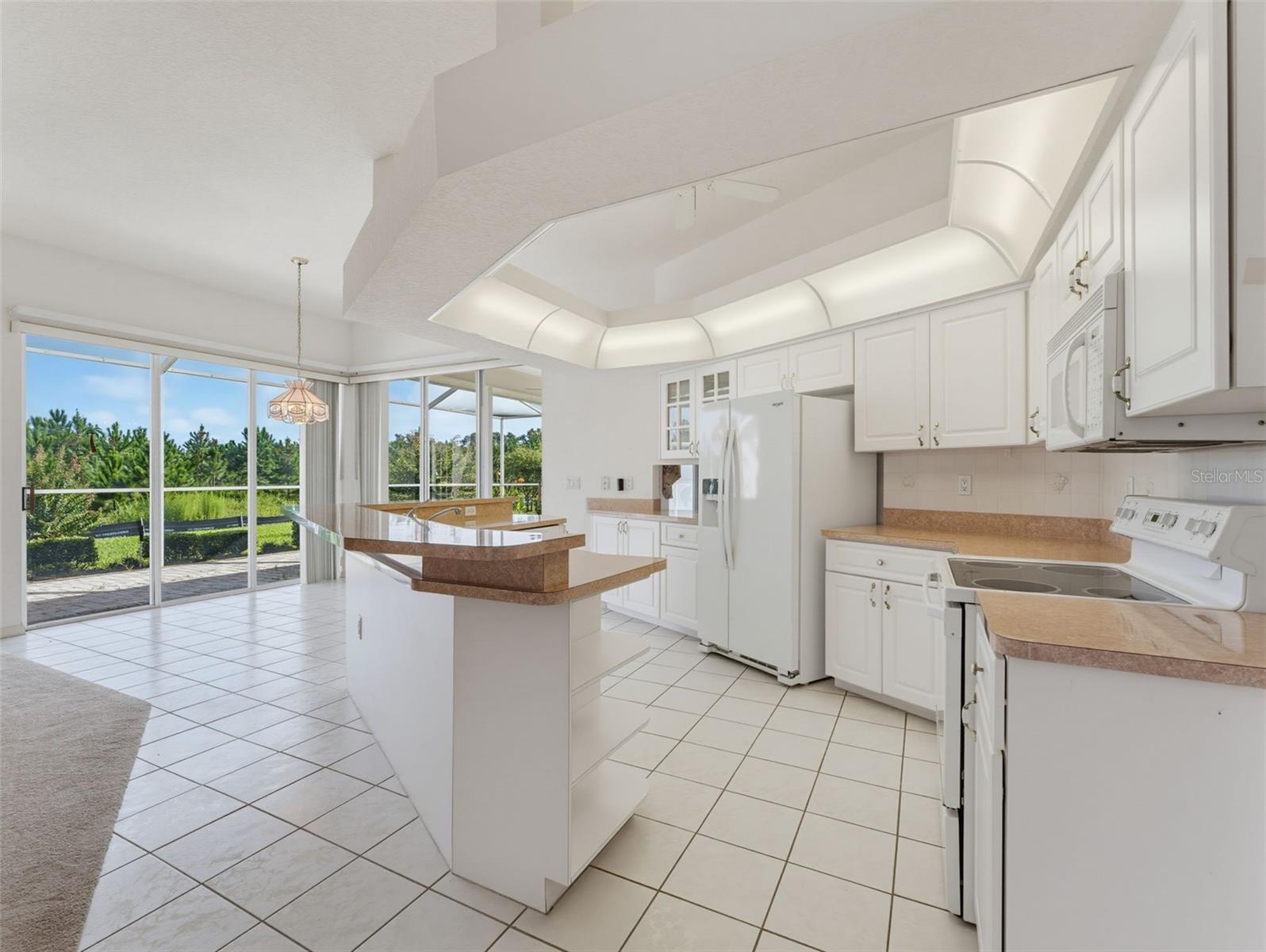 8425 Danbury Ln Property Photo 8