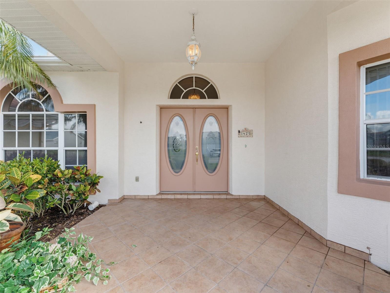 8425 Danbury Ln Property Photo 17