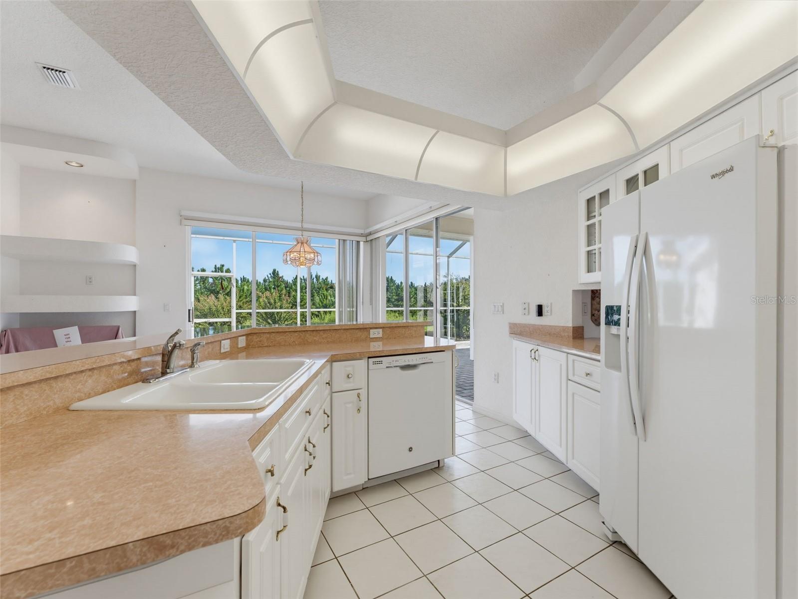 8425 Danbury Ln Property Photo 21