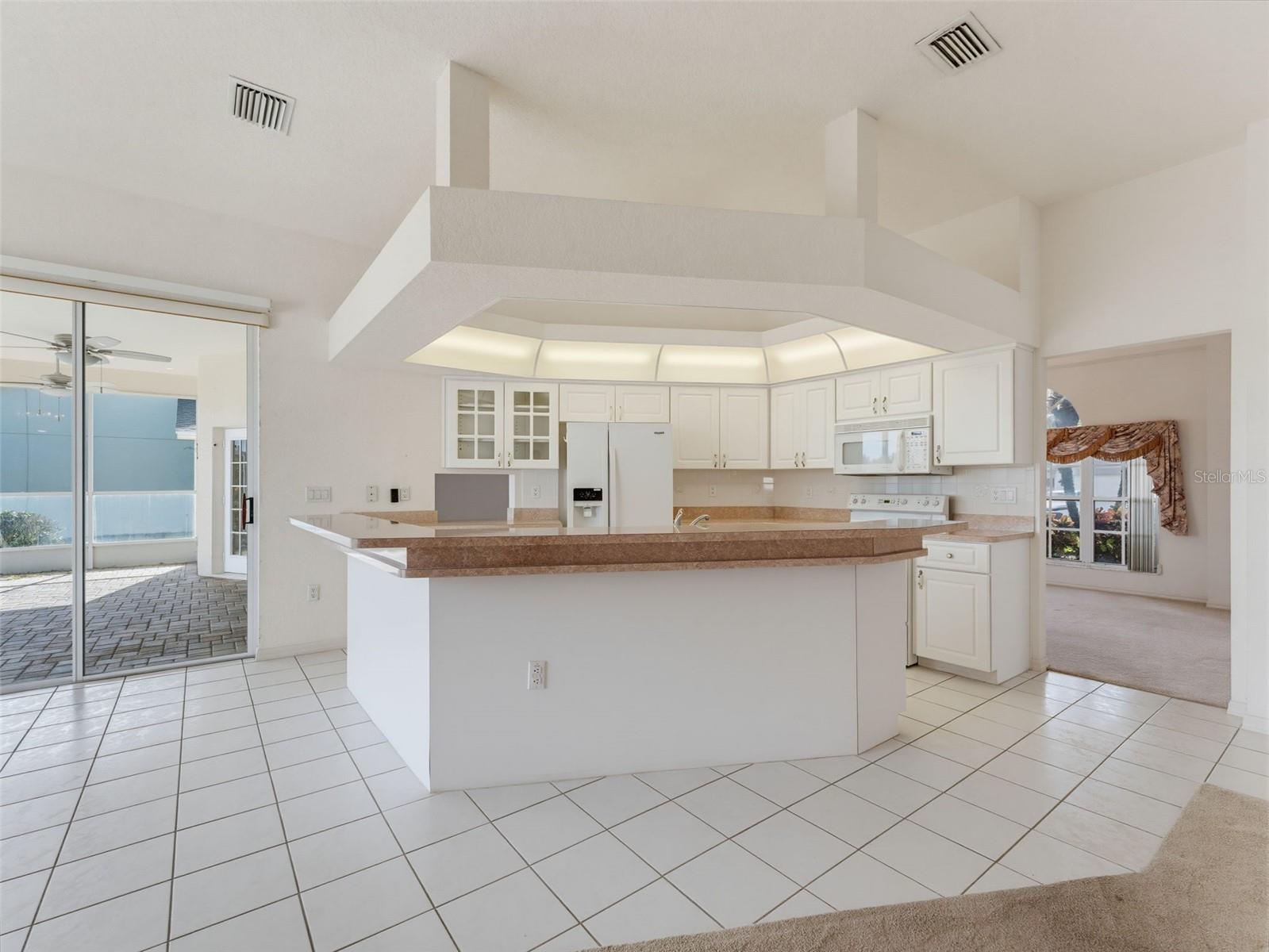 8425 Danbury Ln Property Photo 23