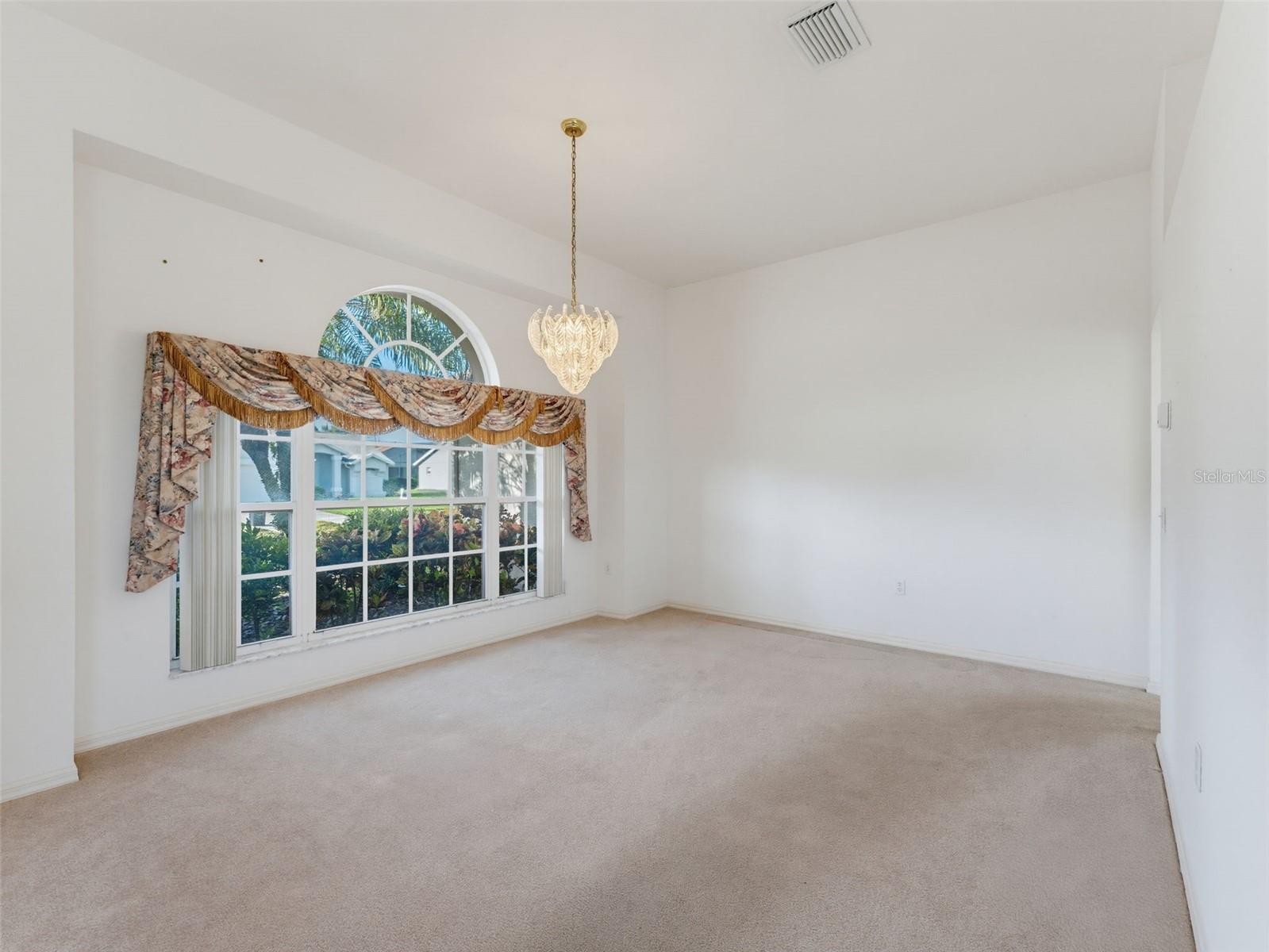 8425 Danbury Ln Property Photo 31