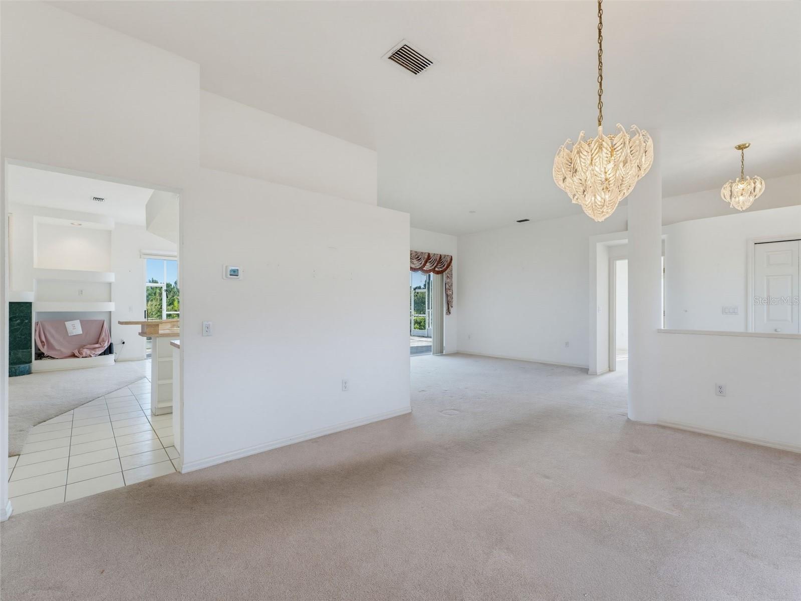 8425 Danbury Ln Property Photo 33