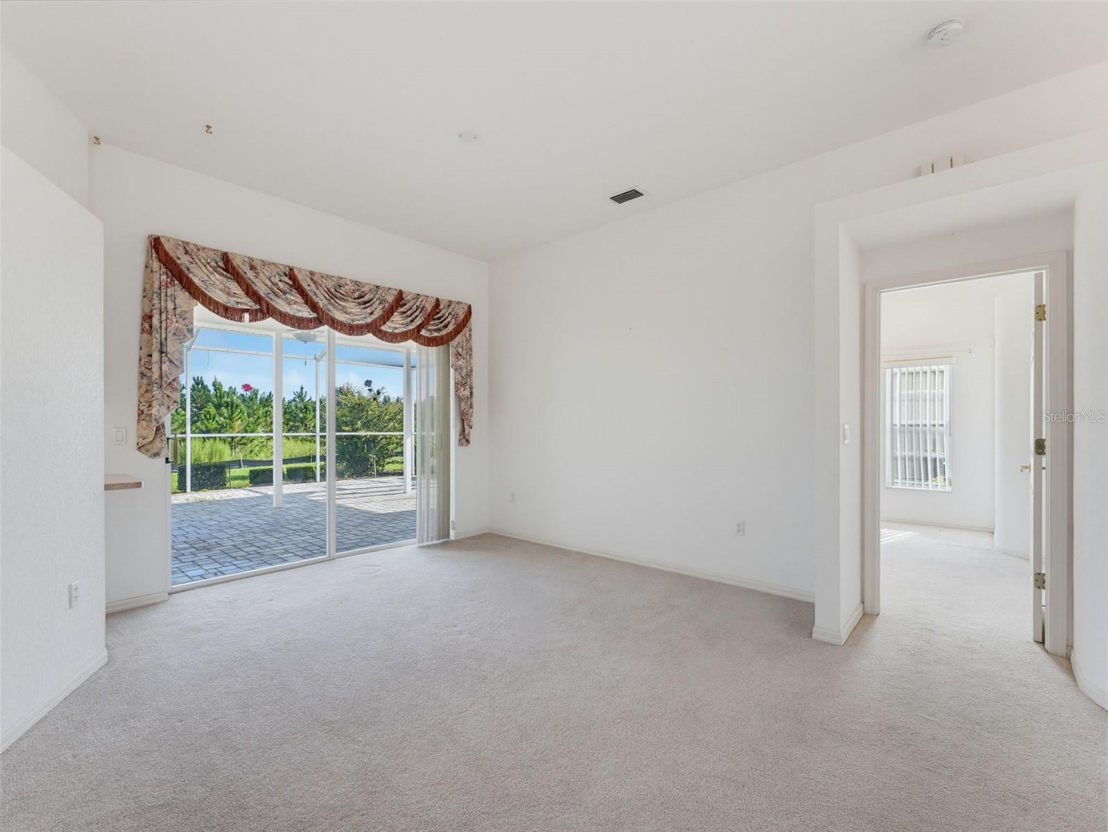 8425 Danbury Ln Property Photo 35