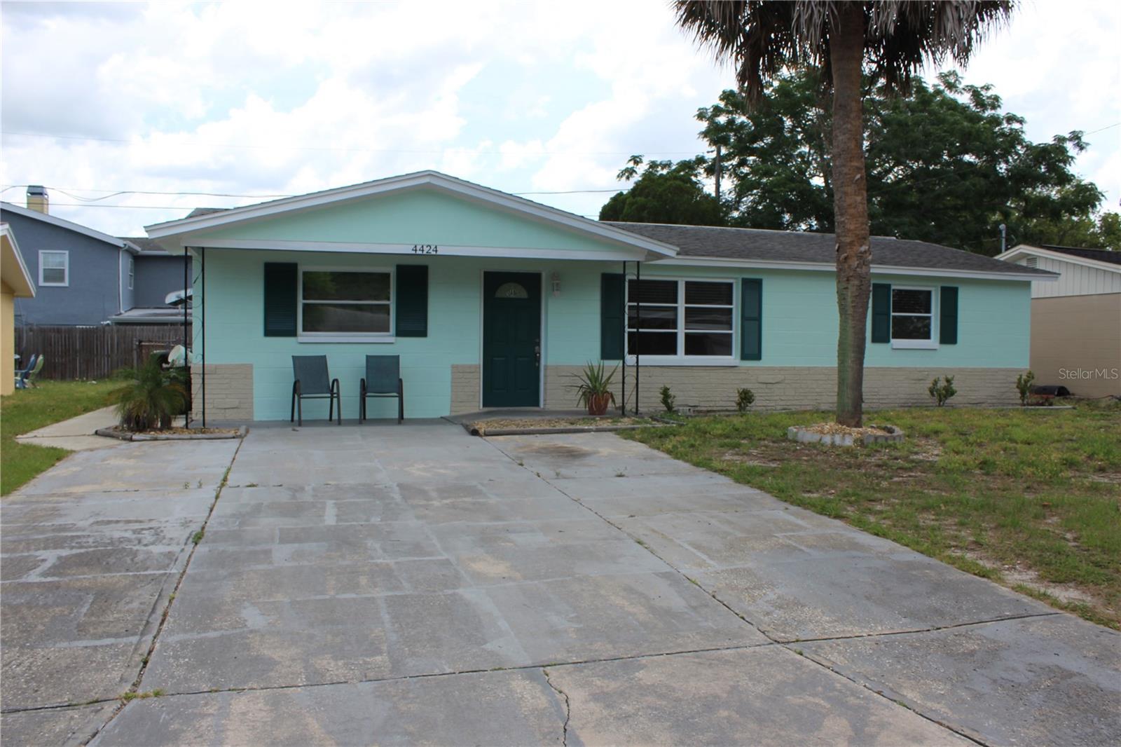 4424 TERRY LOOP #A Property Photo 1