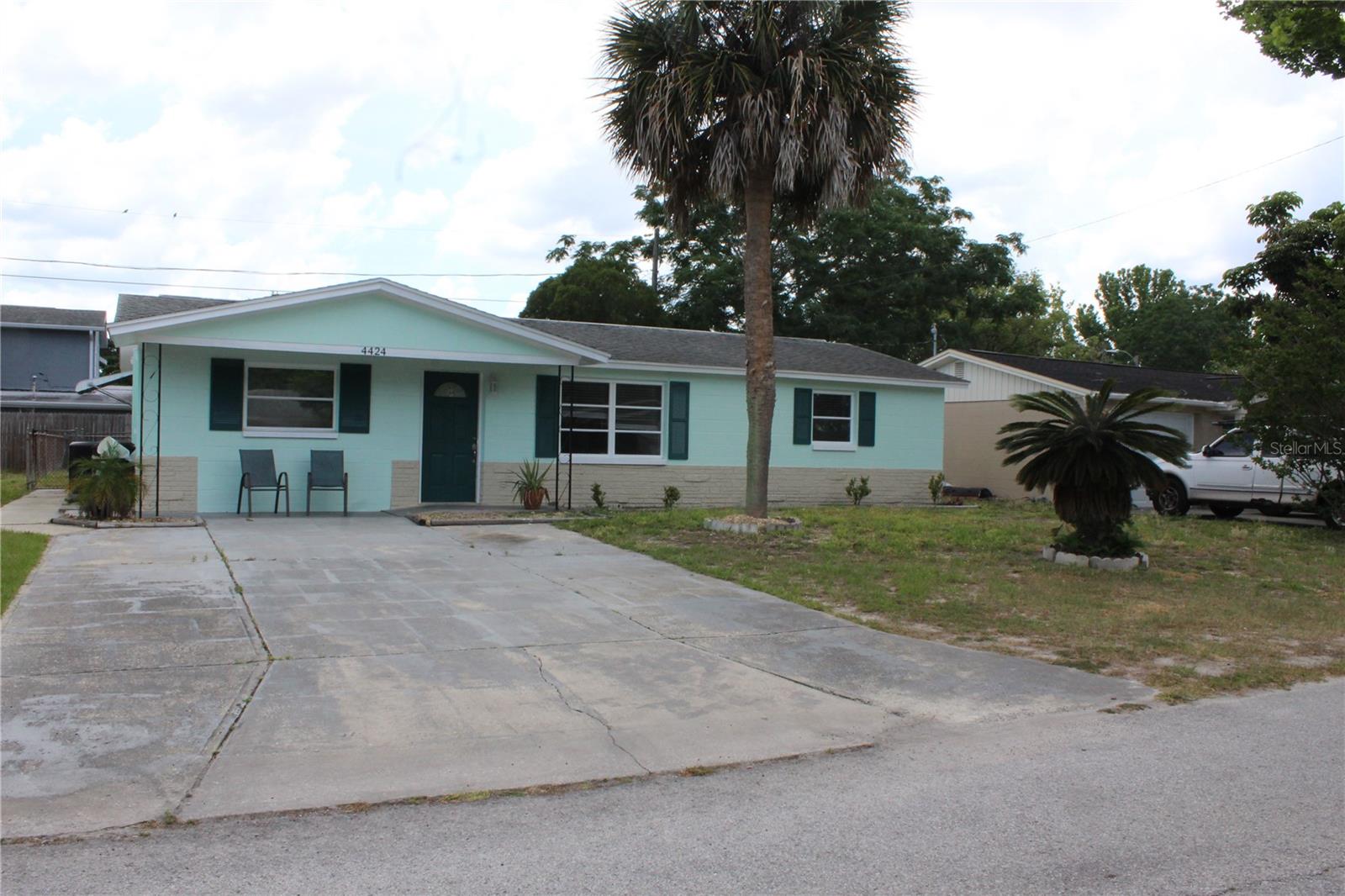 4424 Terry Loop #a Property Photo 14
