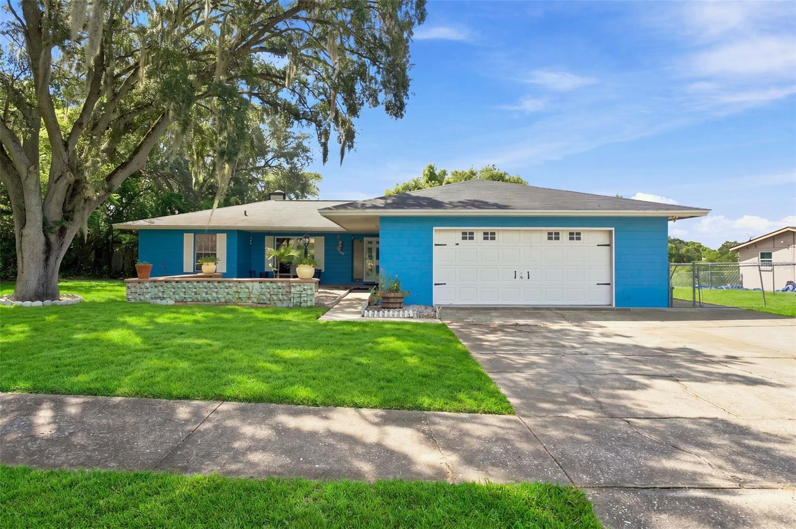6482 Fairlawn St Property Photo 1
