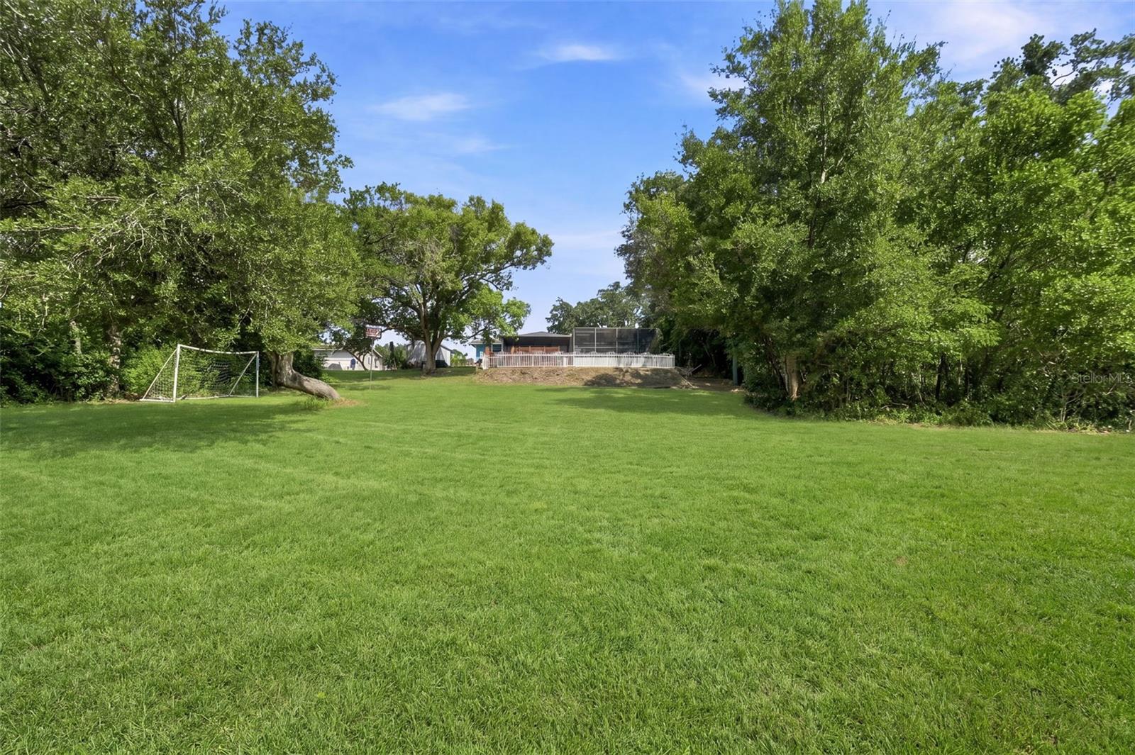 6482 Fairlawn St Property Photo 33
