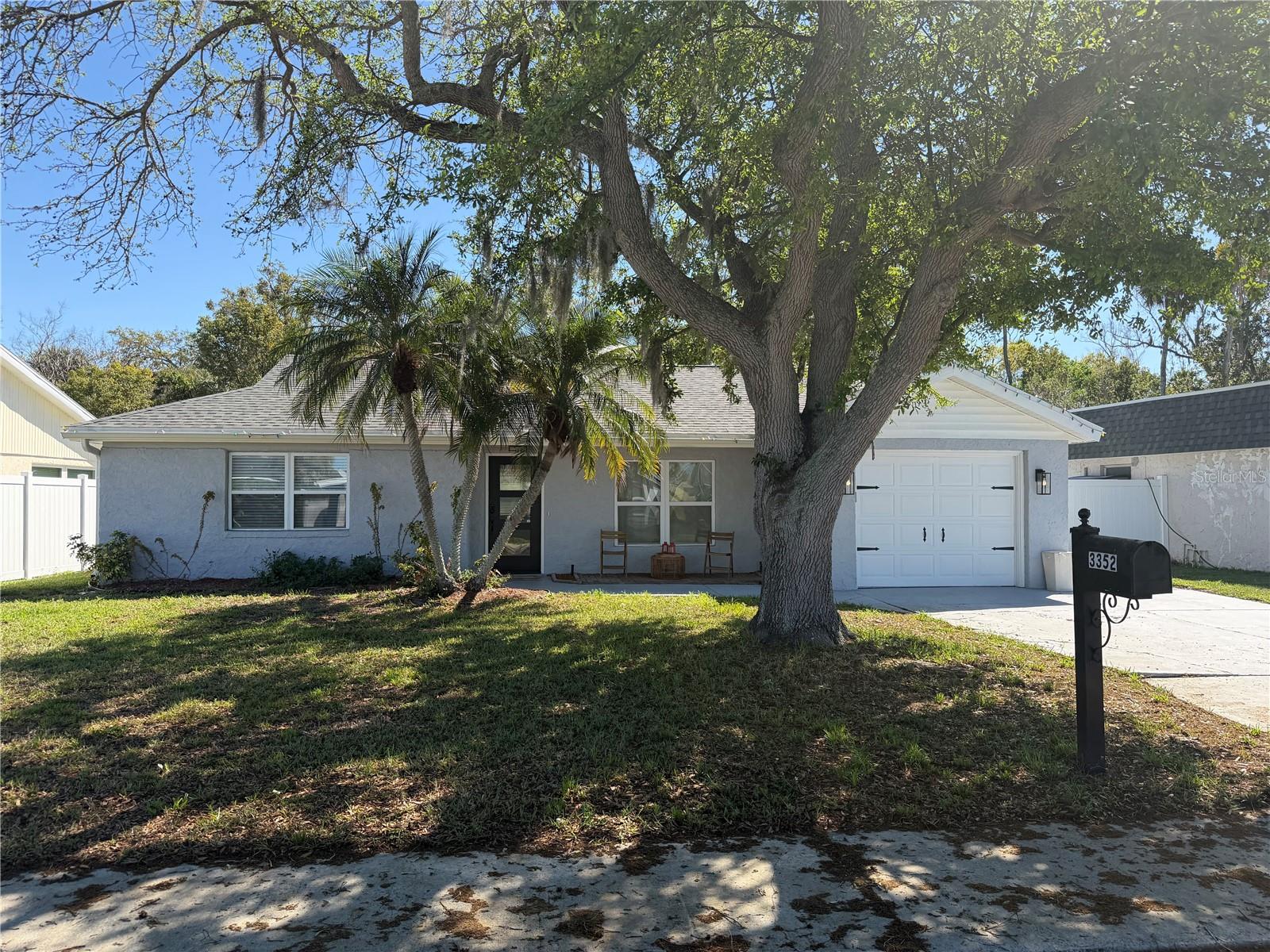 3352 HONEYMOON LN Property Photo 1
