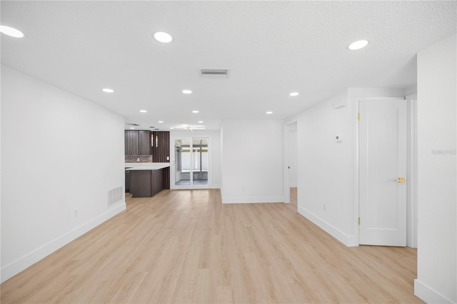 6444 Juniper Rd Property Photo 4