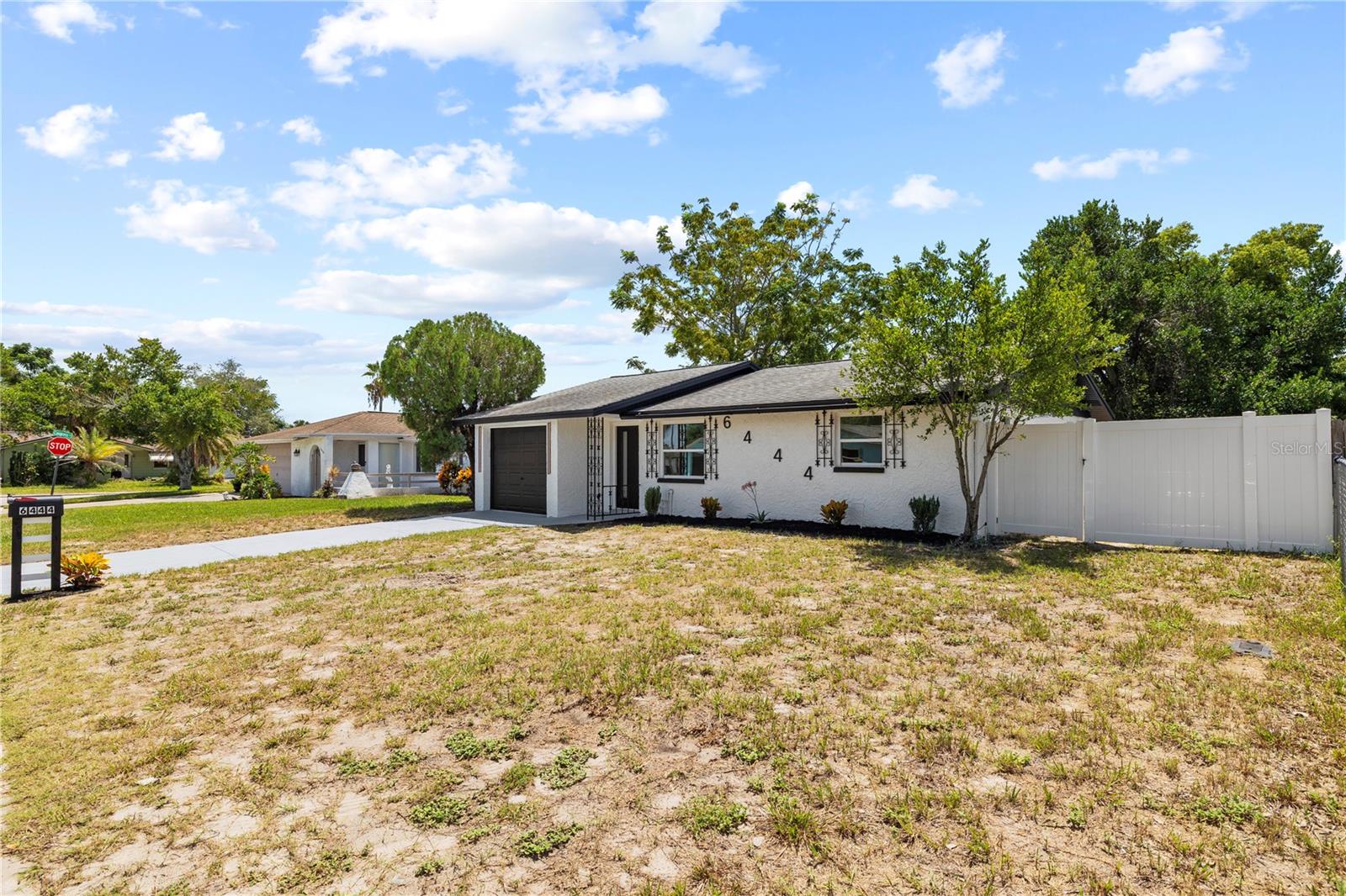 6444 Juniper Rd Property Photo 9