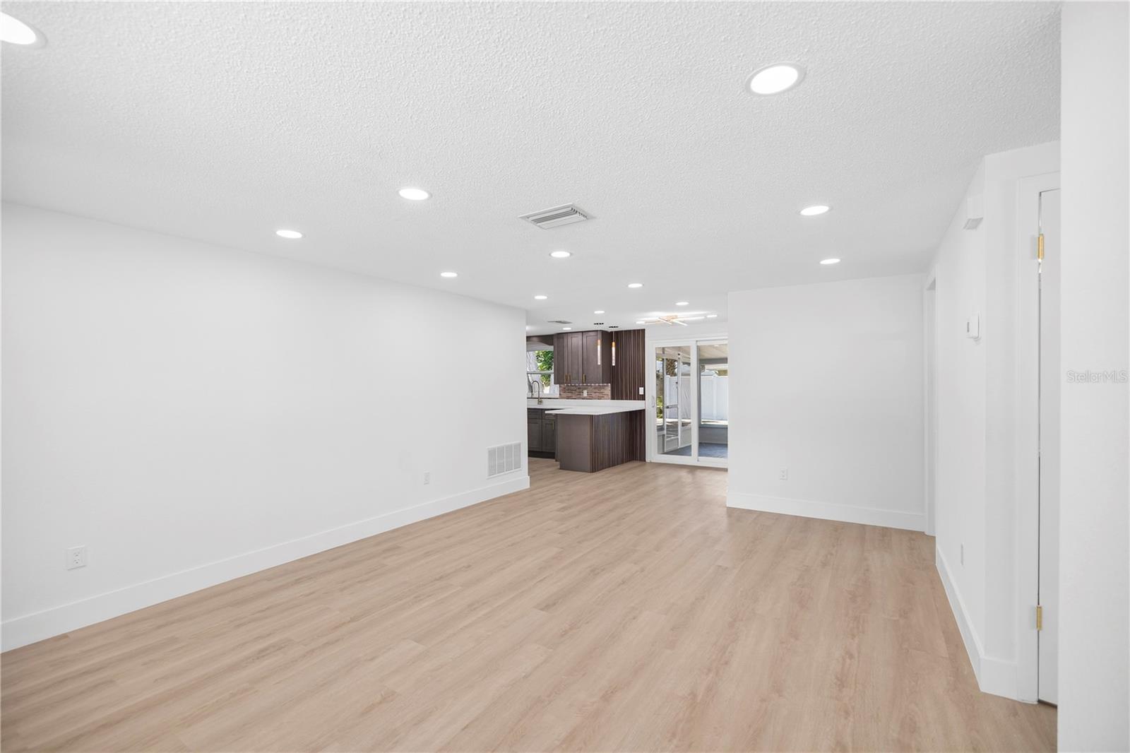 6444 Juniper Rd Property Photo 11