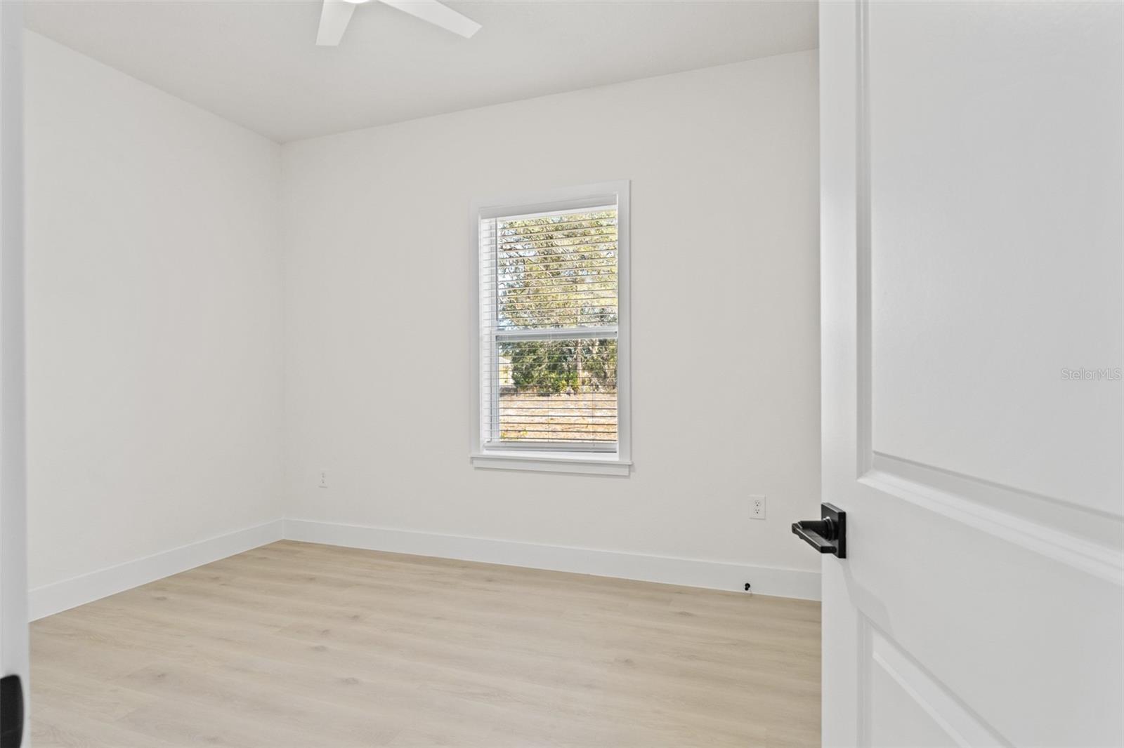 10439 Gypsy Ave Property Photo 11