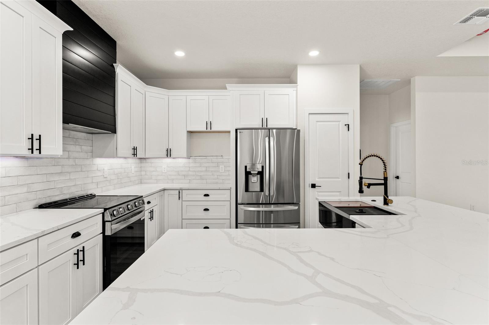10439 Gypsy Ave Property Photo 34