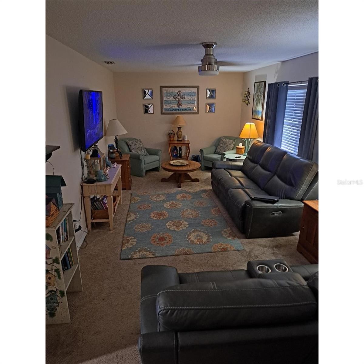 11301 Huggins St Property Photo 10