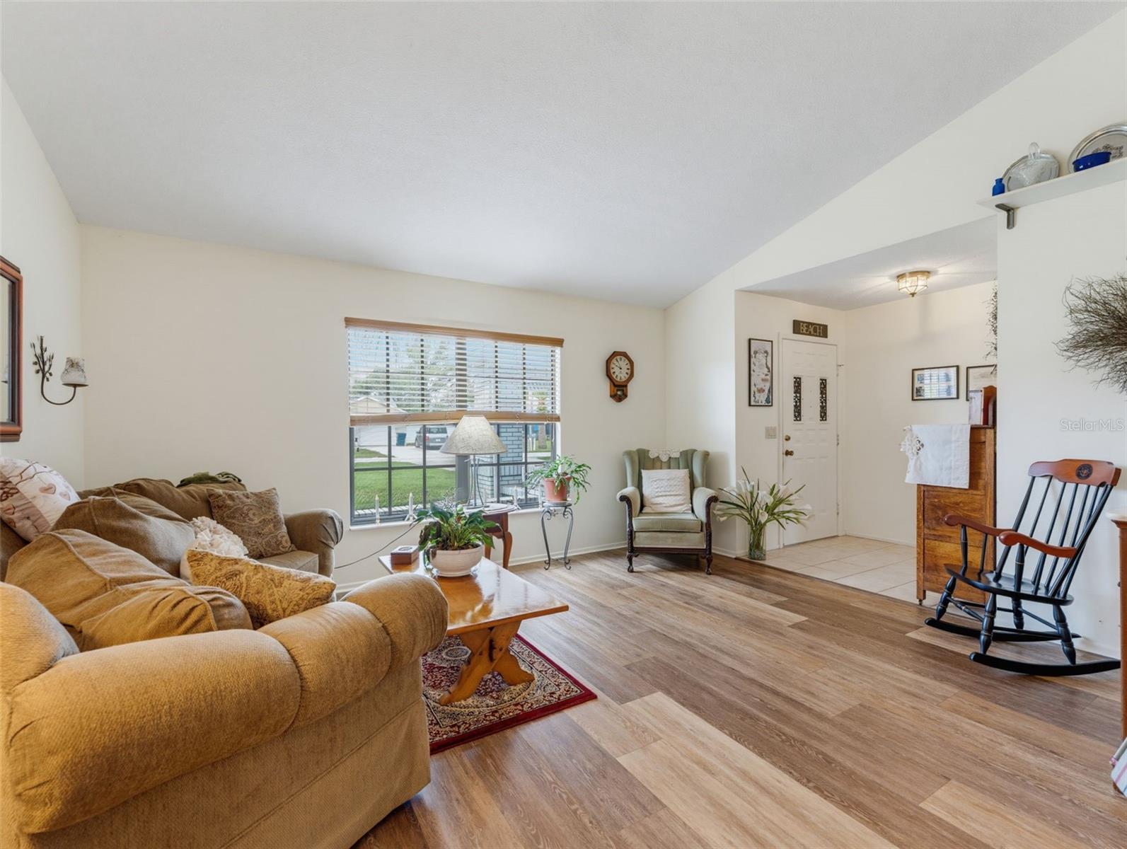 8389 Camphor Dr Property Photo 8