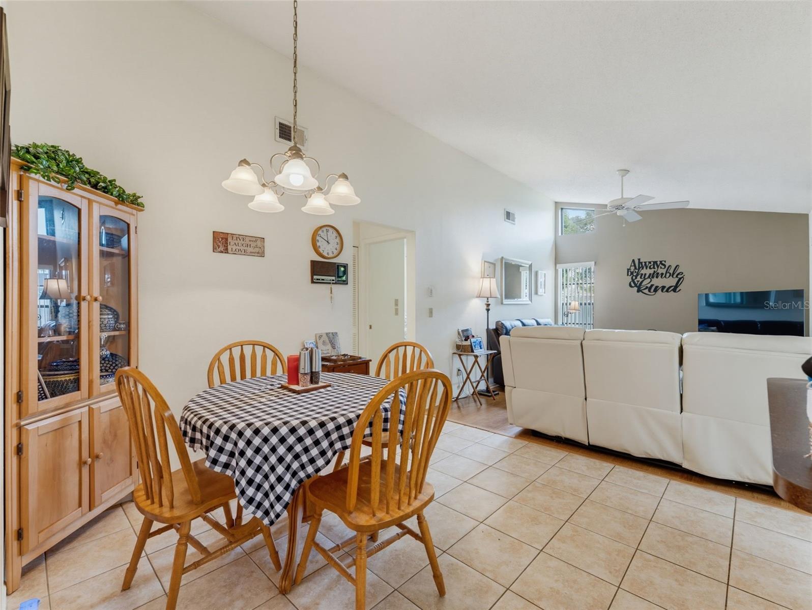 8389 Camphor Dr Property Photo 22