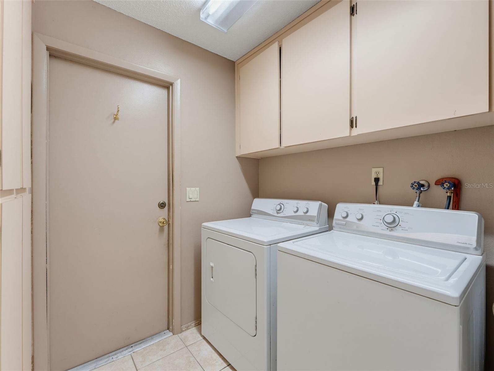 8389 Camphor Dr Property Photo 35