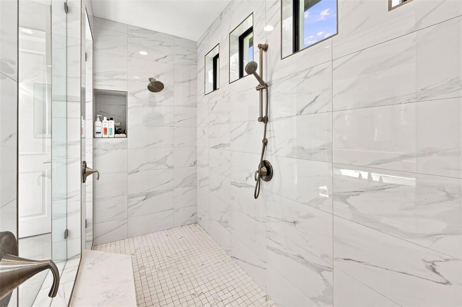 1422 Oak Meadow Pt Property Photo 59