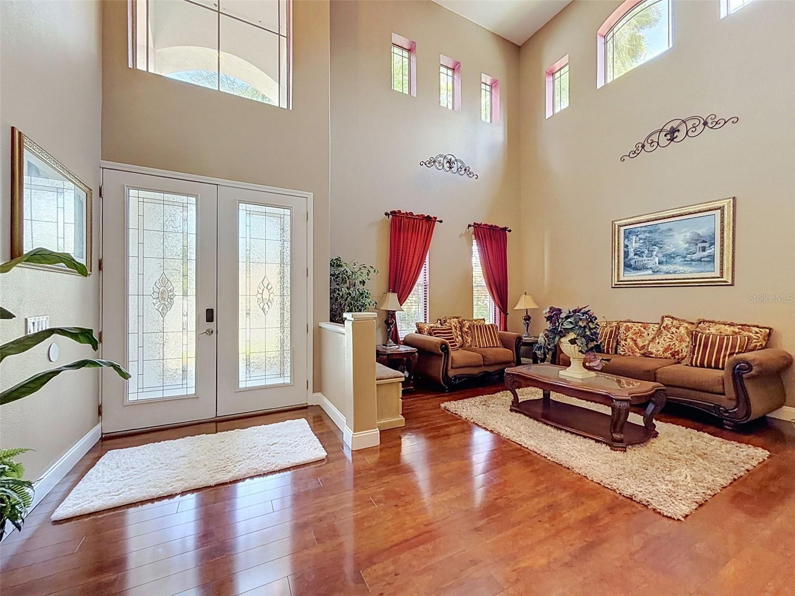 11352 Oyster Bay Cir Property Photo 7